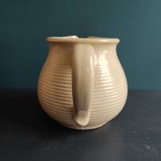 Pichet beige vintage français