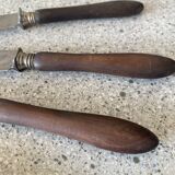 4 couteaux bois d’ébène monogramme MF