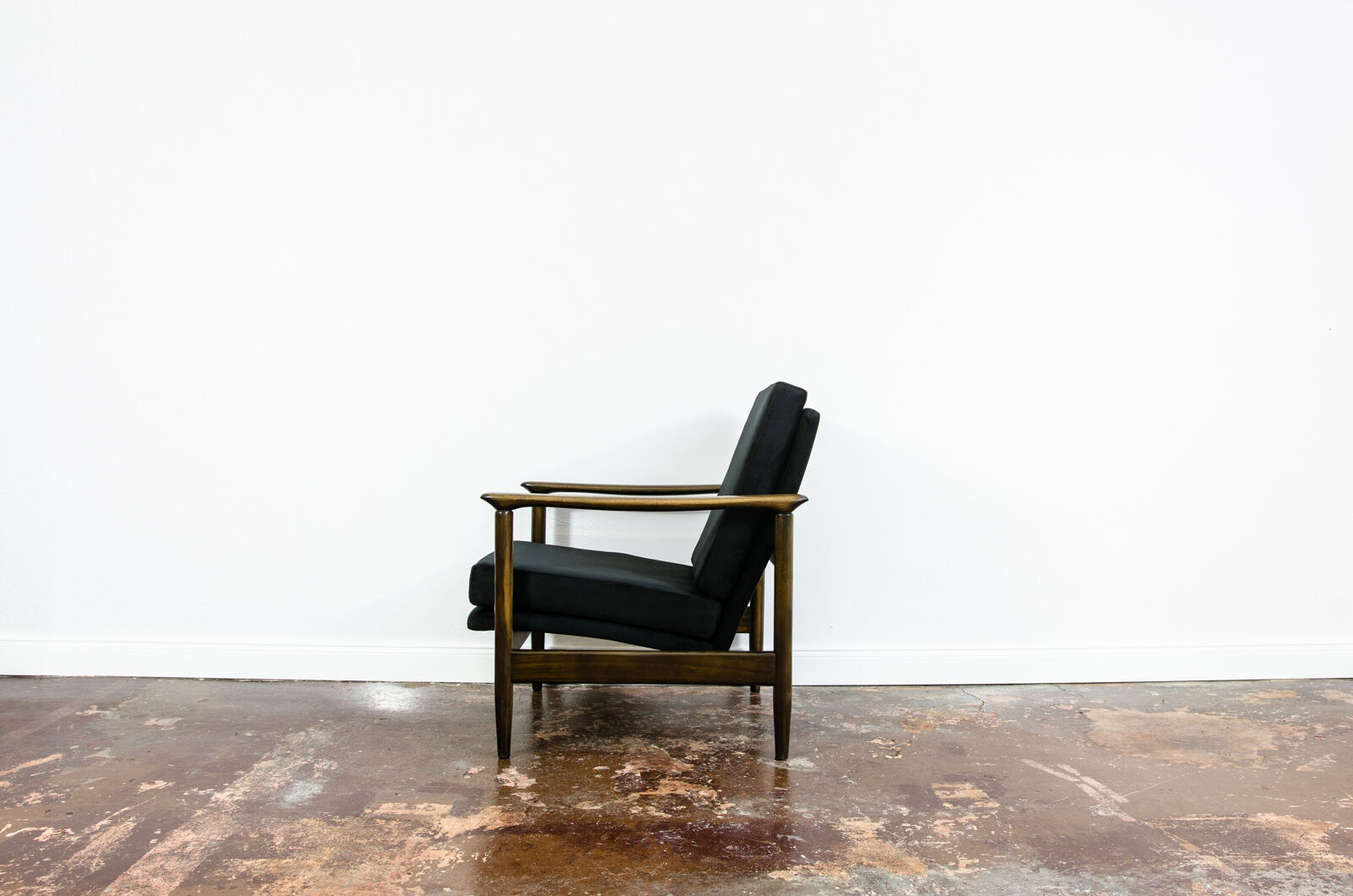 GFM 142 by Edmund Homa 1960's
