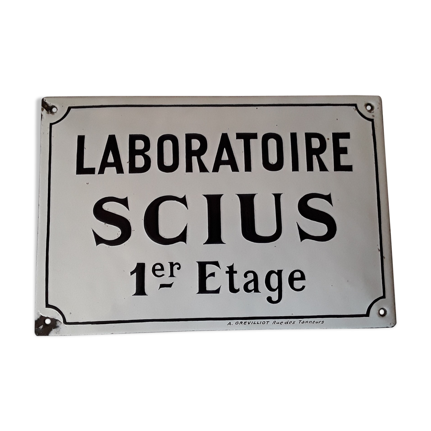 Enamelled plate "laboratory"