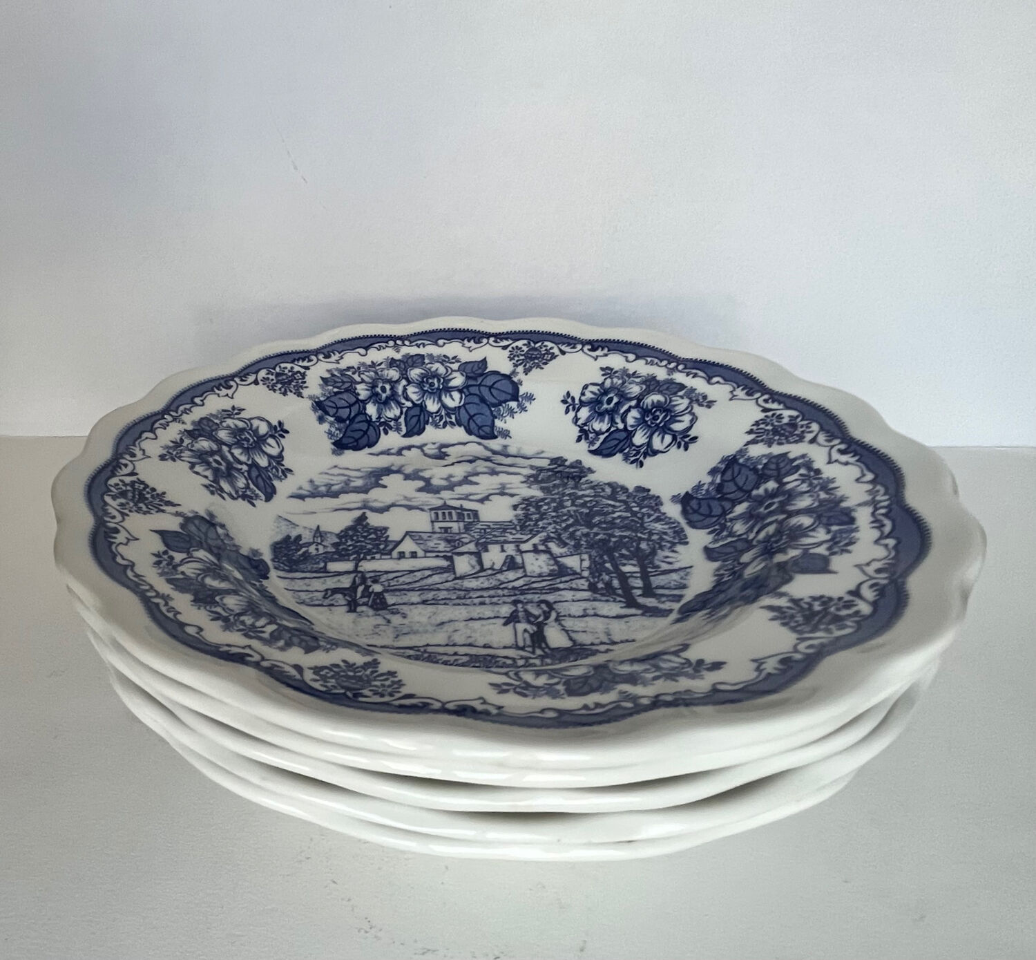 5 hollow plates English décor