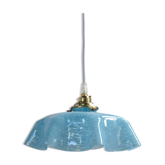 Suspension ancienne en opaline bleue