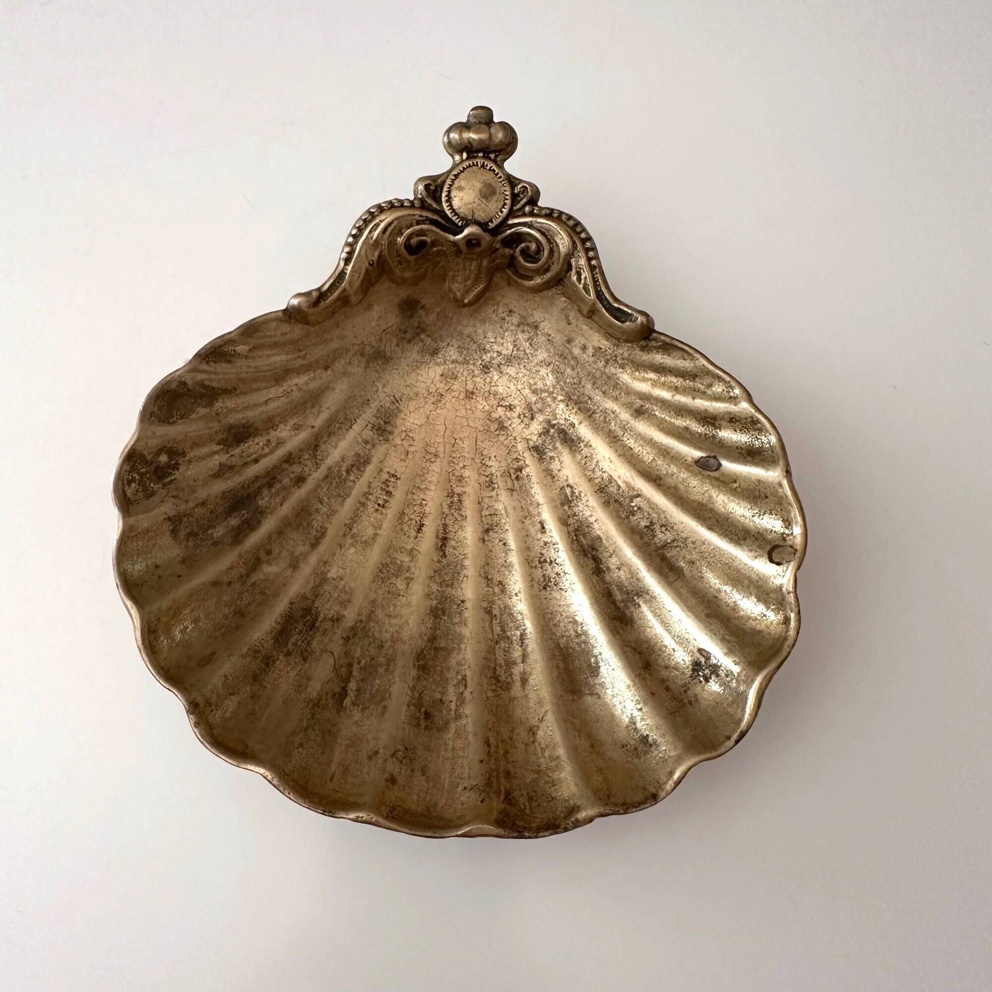 Brass shell dish, soap dish from around 1900 by "J. Gallo"