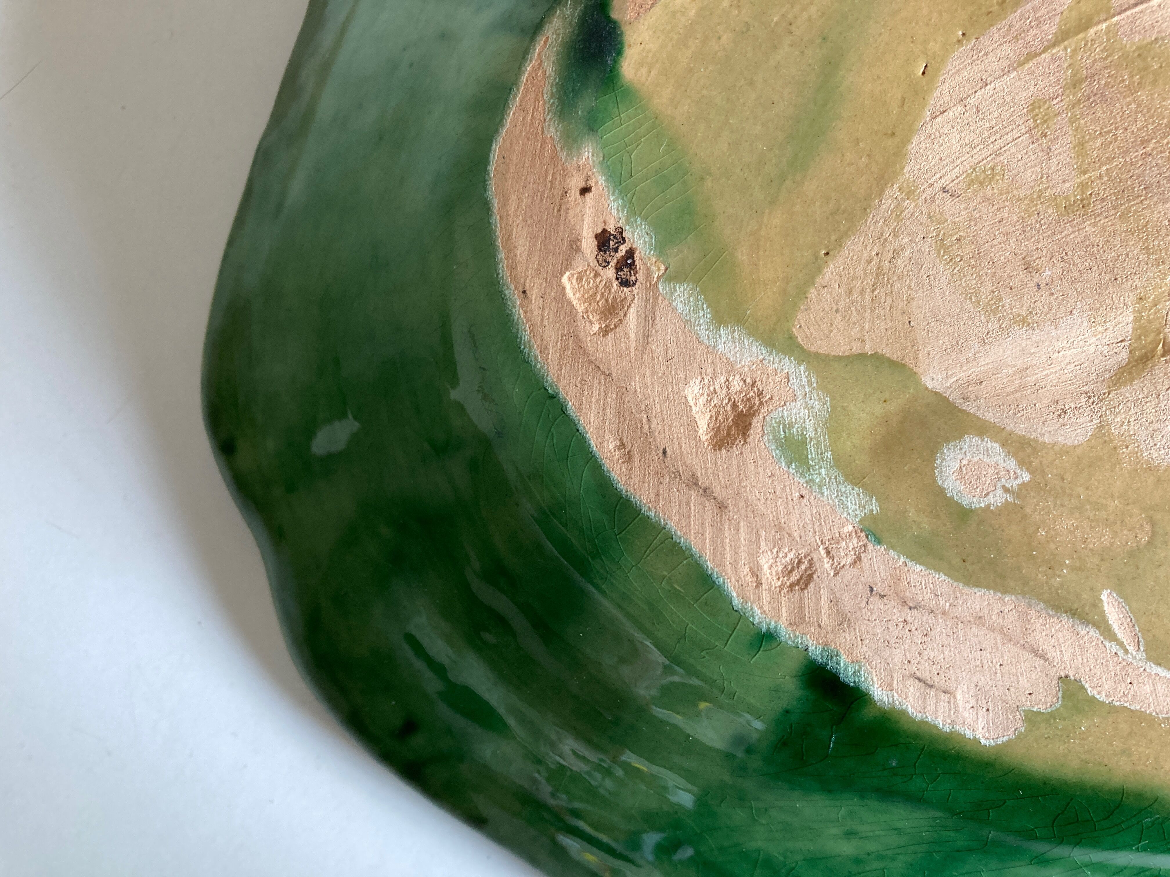 Plat centrepiece of gadroons in glazed clay from Biot 1960