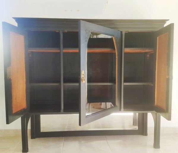 Buffet vitrine 19e patiné noir mat