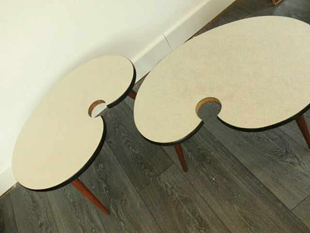 Paire de tables basse tripode vintage années 50