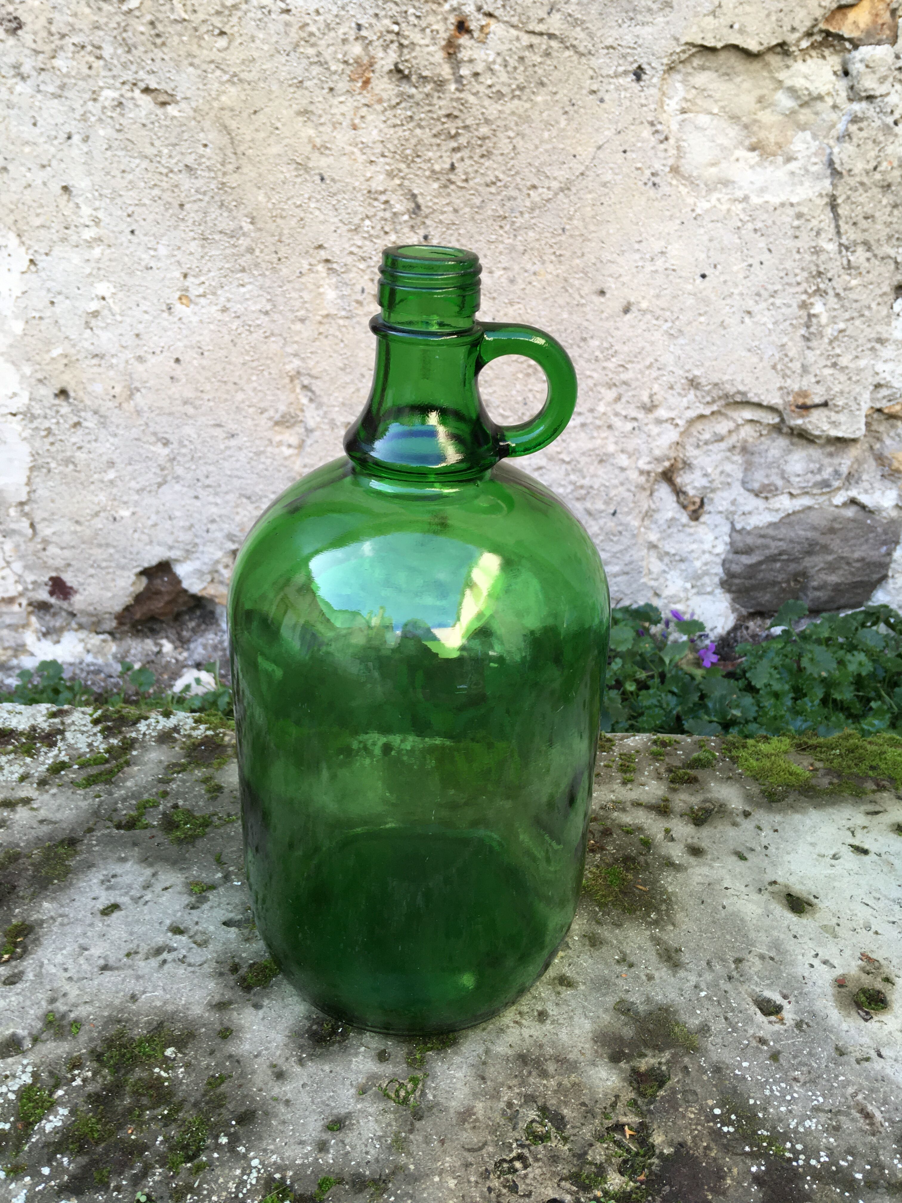 Old demijohn 2L