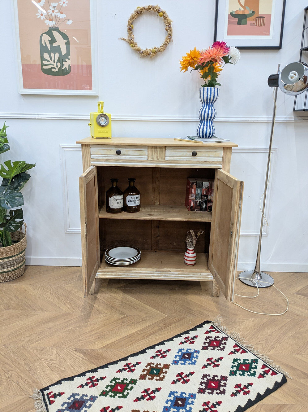 Buffet parisien vintage patiné