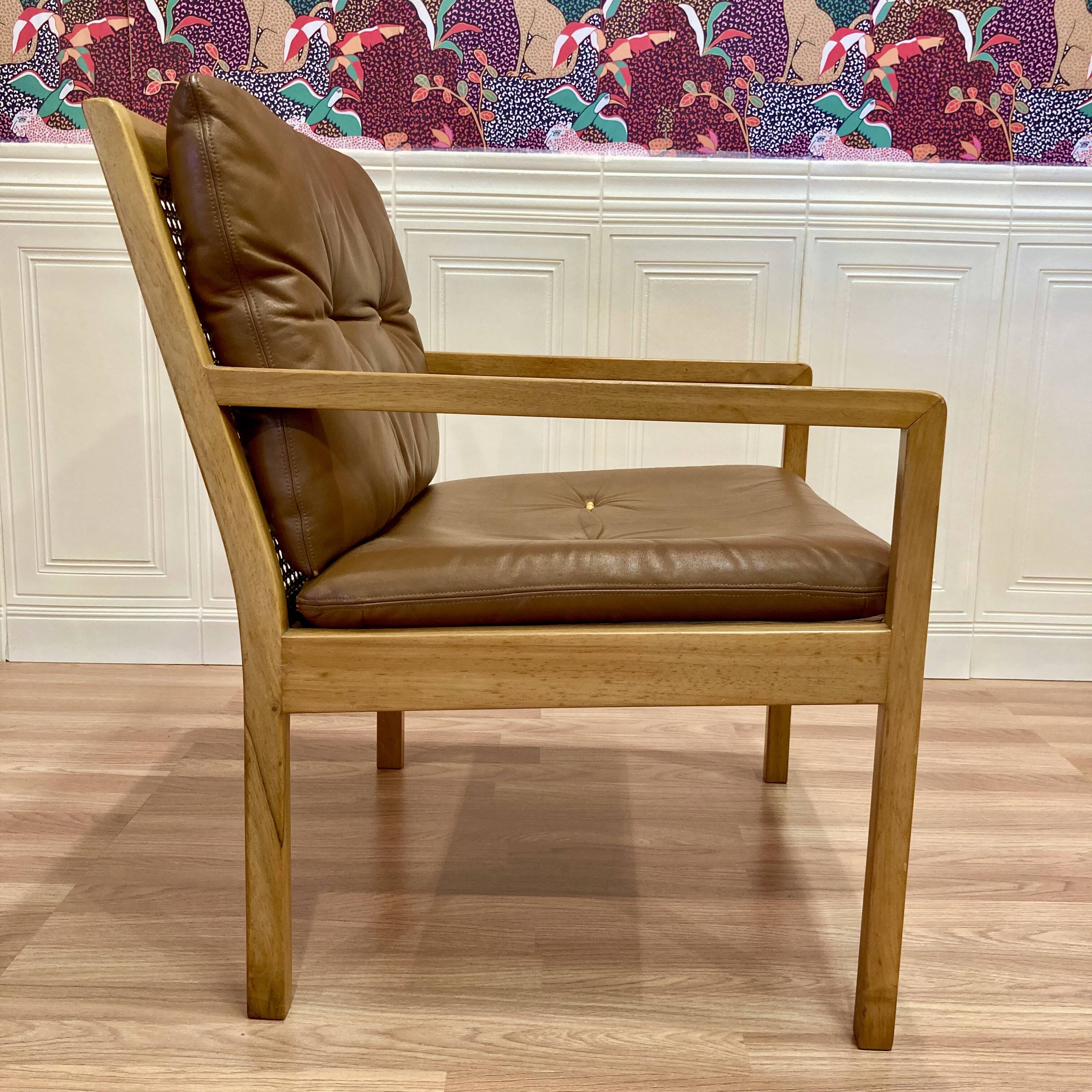 Scandinavian design leather armchair "Bernt Petersen" 1960.