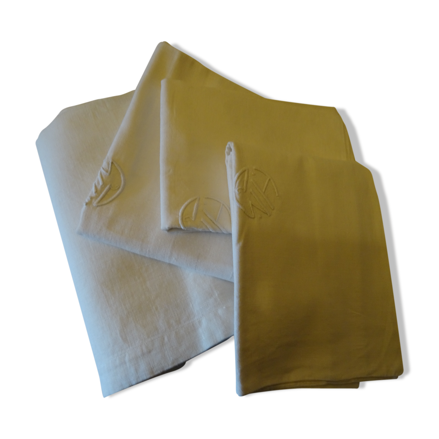 Lot 3 sheets and 3 monogrammed assorted piles