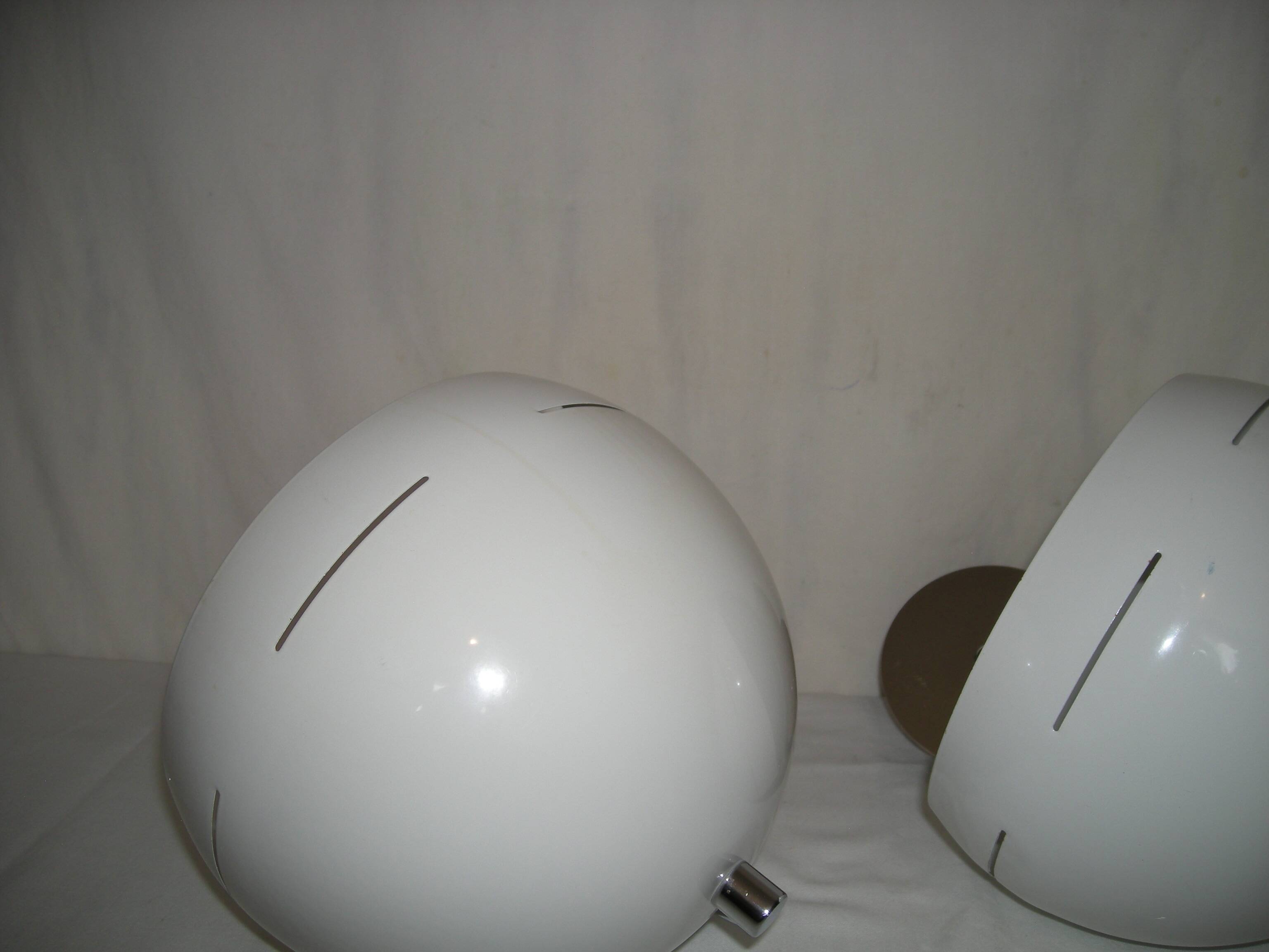 Pair of arco wall lights from the 70s
