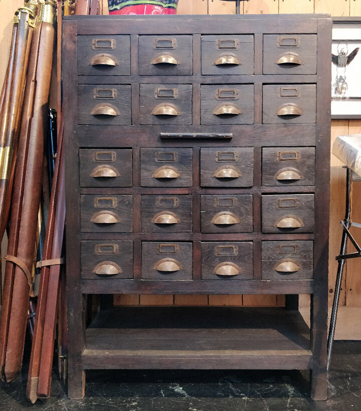 Craftsman 20 drawer wooden furniture