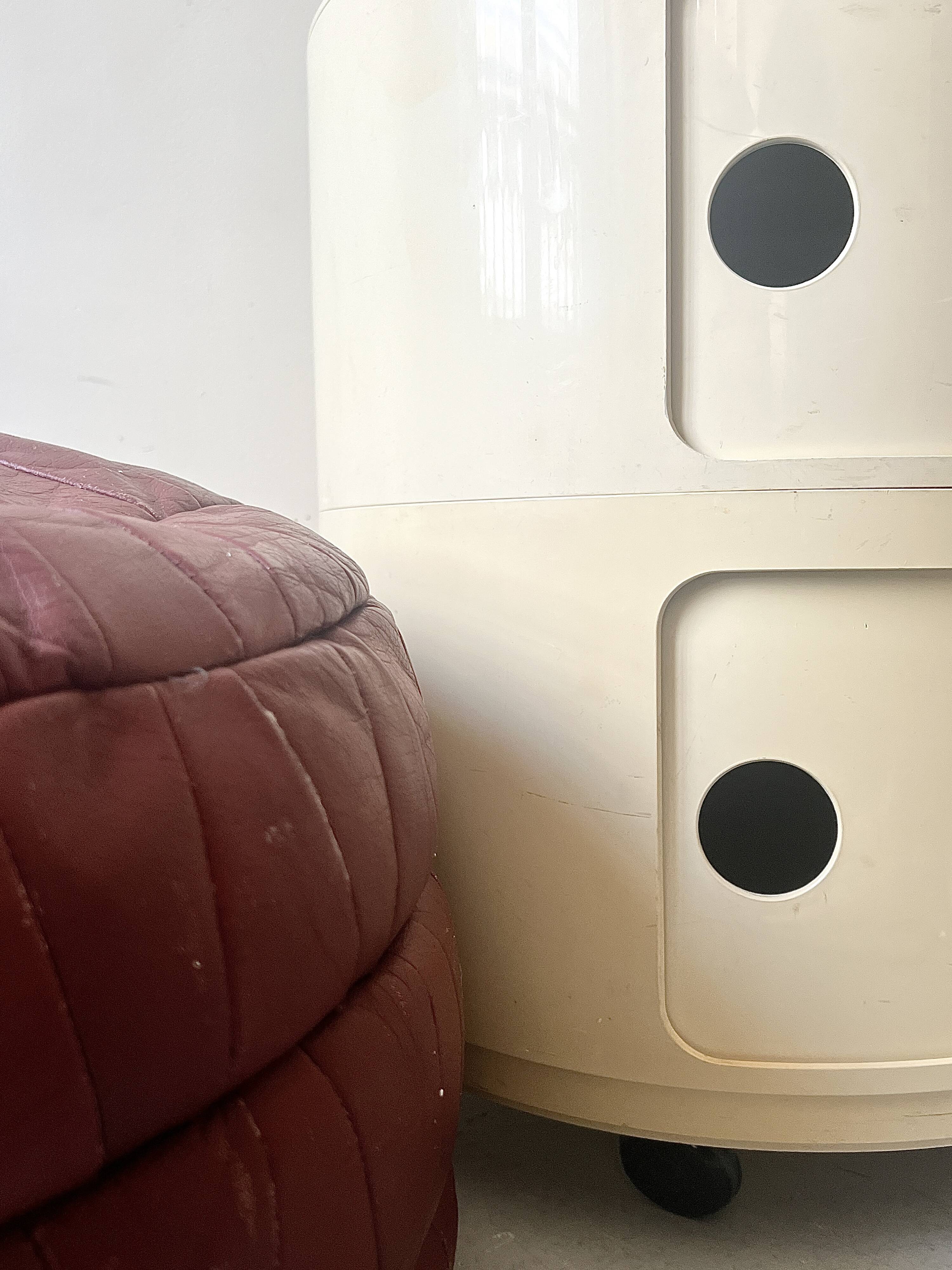 Componibili XL bedside table in cream by A. Castelli for Kartell, design 1970.