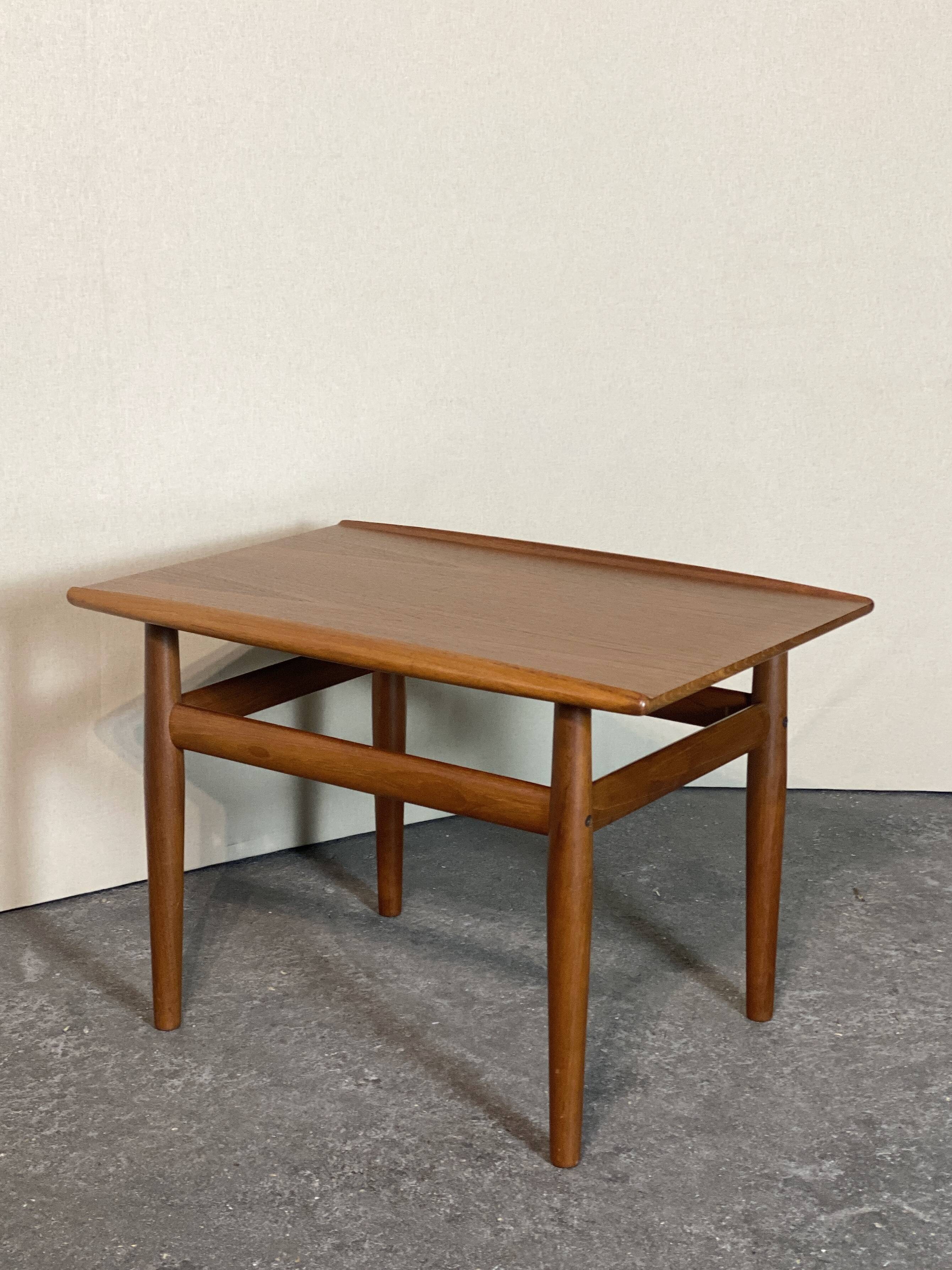 Danish teak coffee table by Grete Jalk, Møbelfabrik, 1960. Rare model