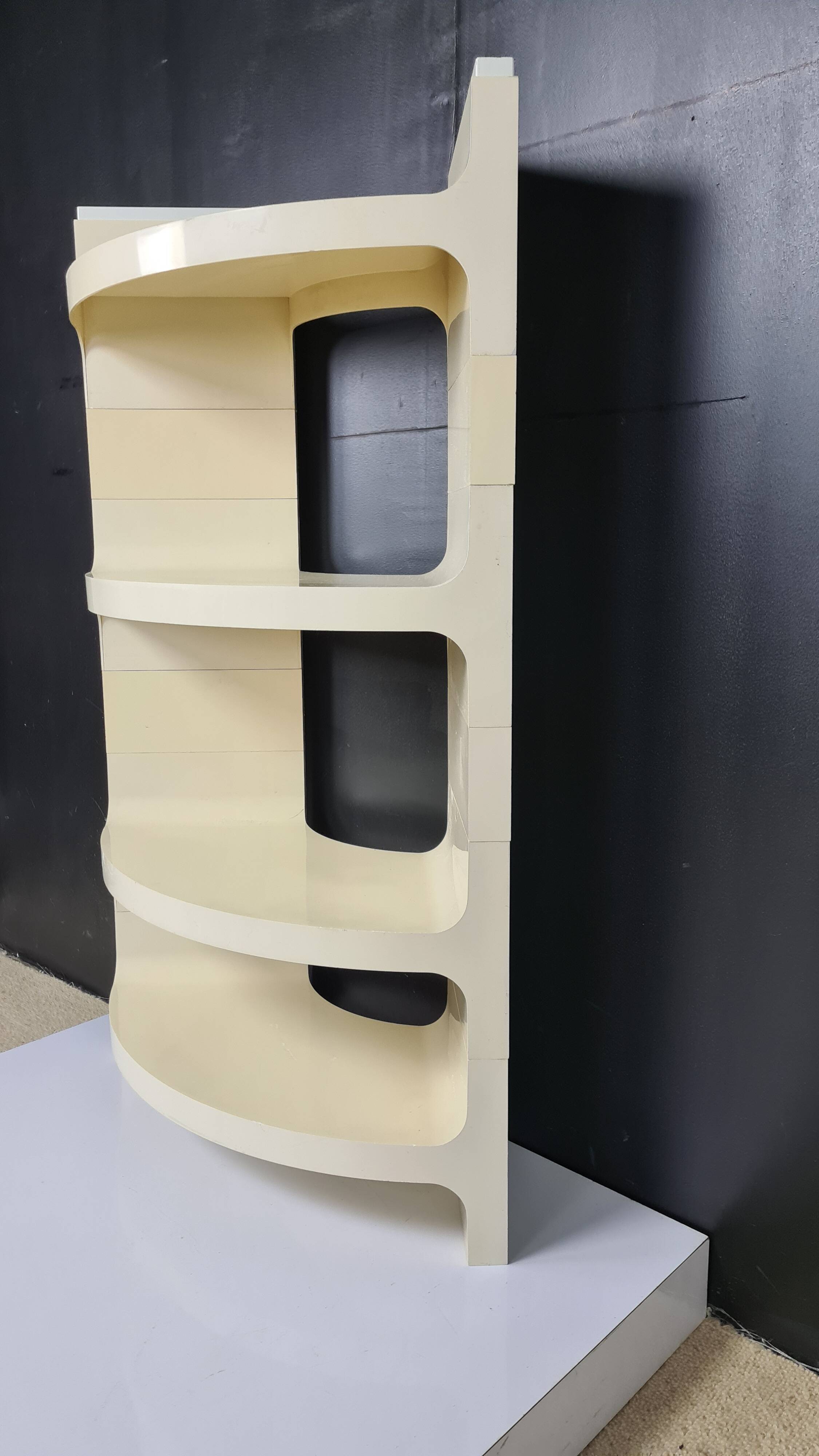 Shelf Vardani Design Italy 1970