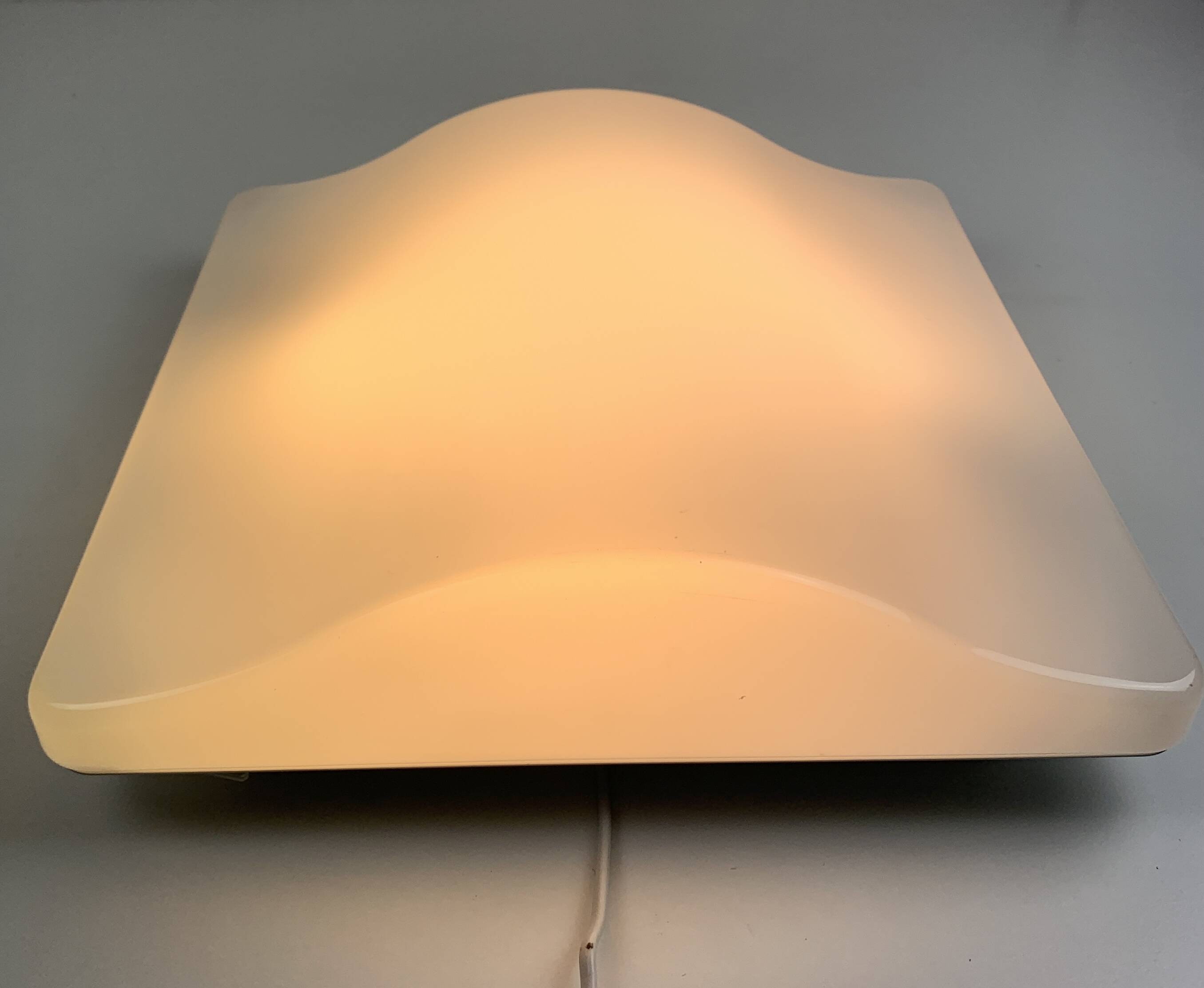 Set of 4 midcentury space age wavy wall lamp by Guzzini,model 5359