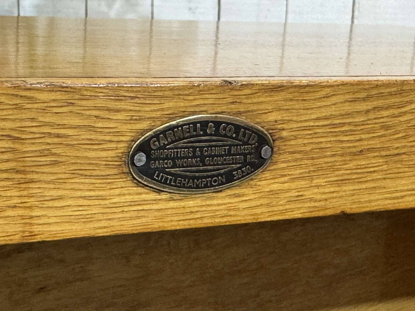 Etagère bibliothèque d'école en chêne double face