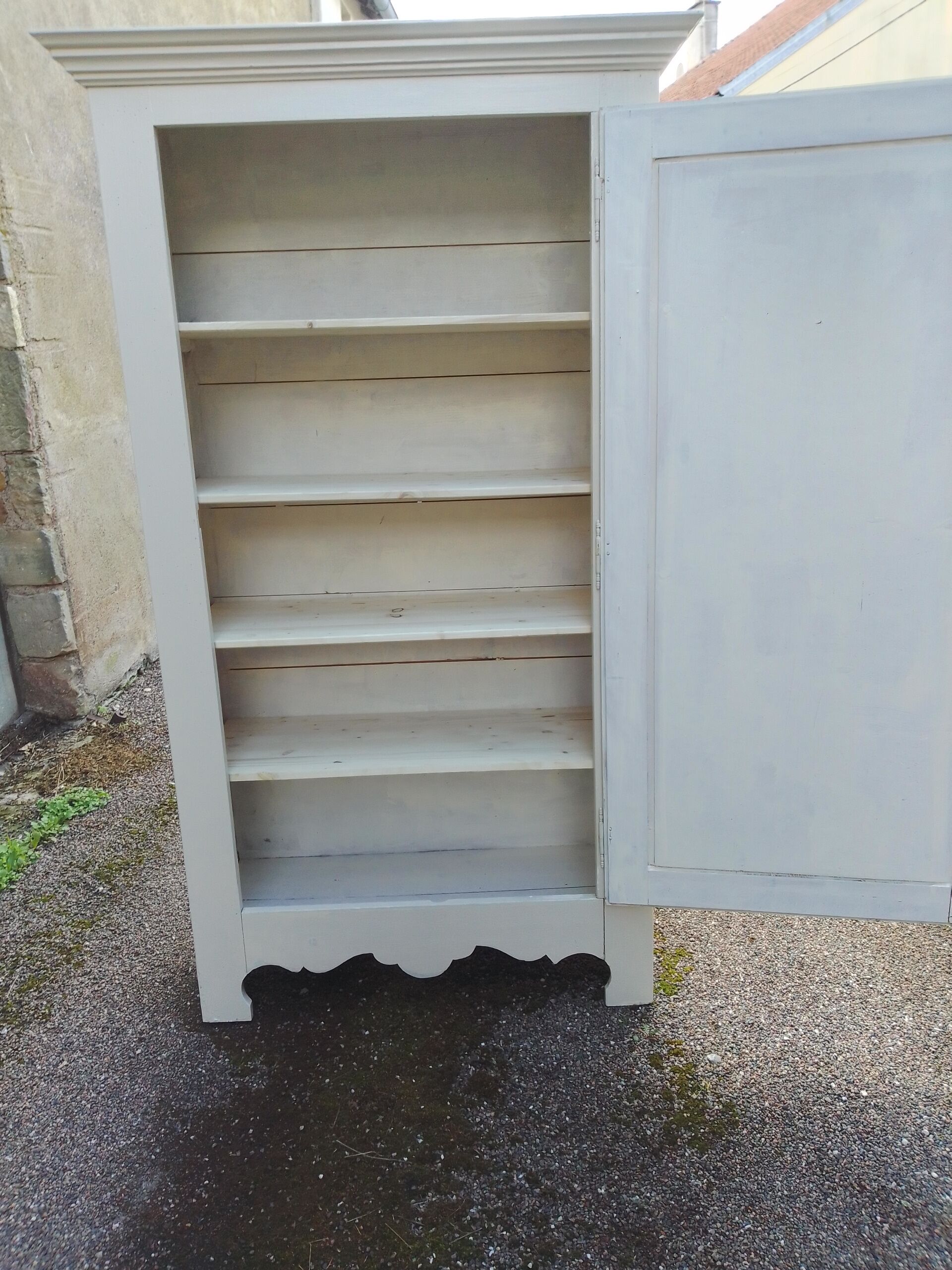 Armoire