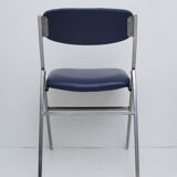 Chaise pliable skaï bleu pieds chromés