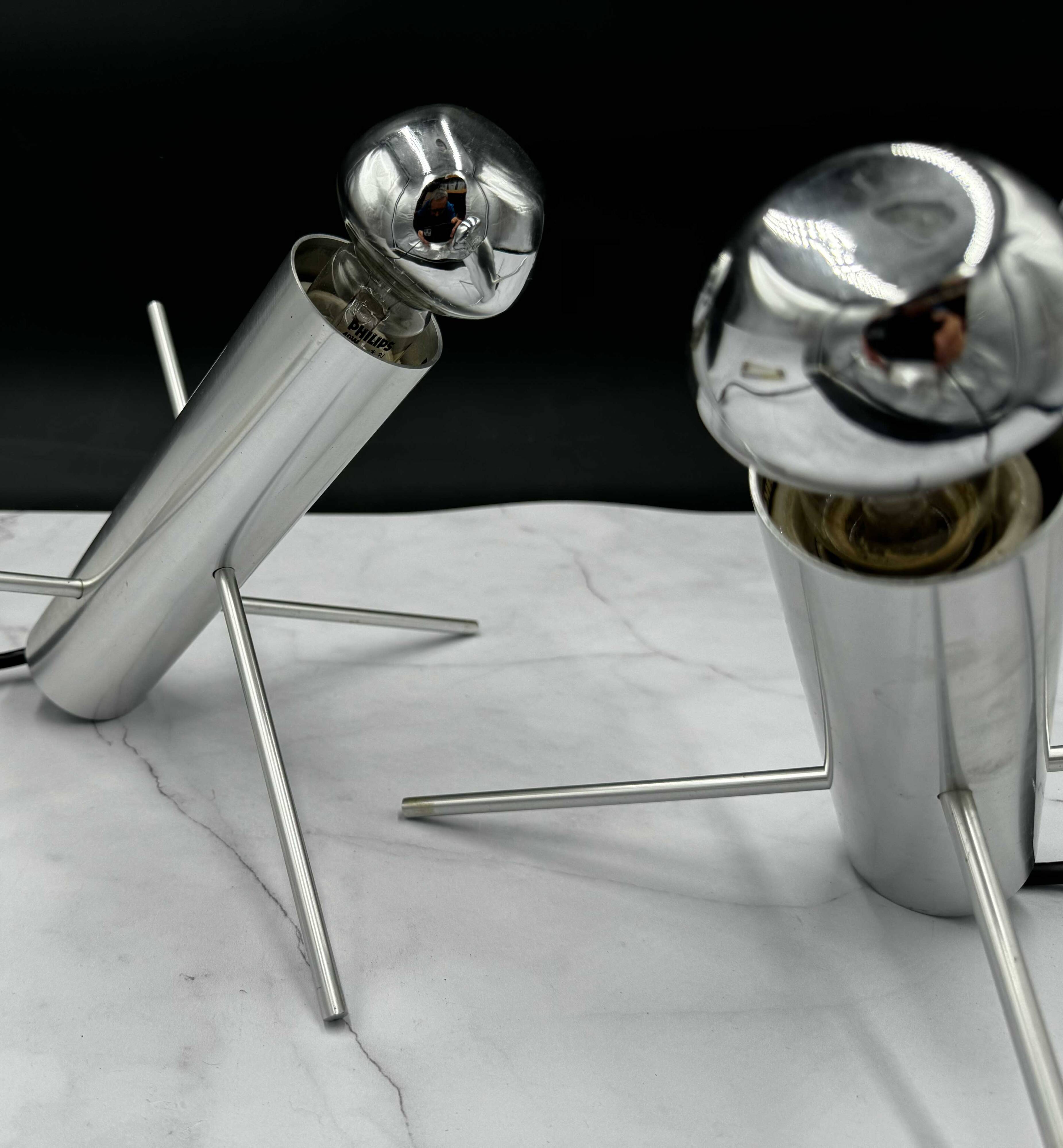 Set of 2 “Cricket” table lamps model R-60 – Raak Amsterdam (Otto Wasch)