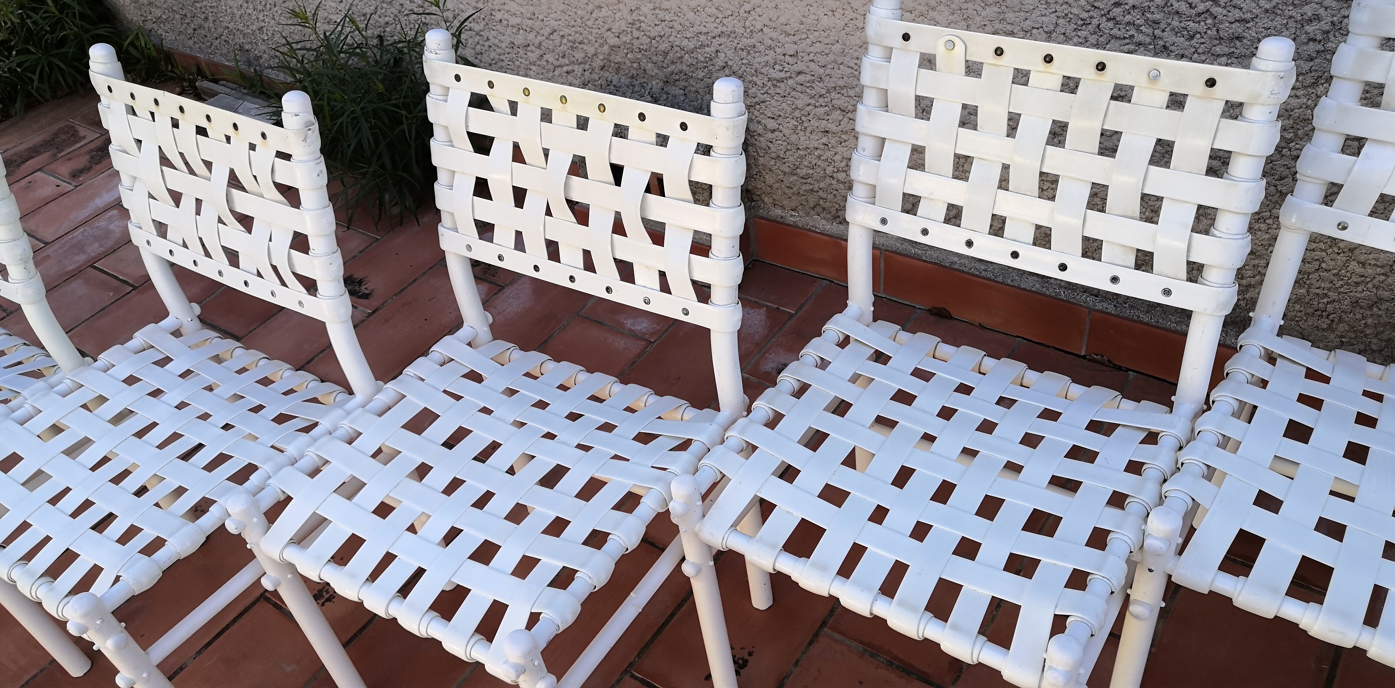 Suite de 7 chaises tressées triconfort vintage