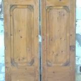 Ensemble grandes portes double  de placard ancienne moulurée