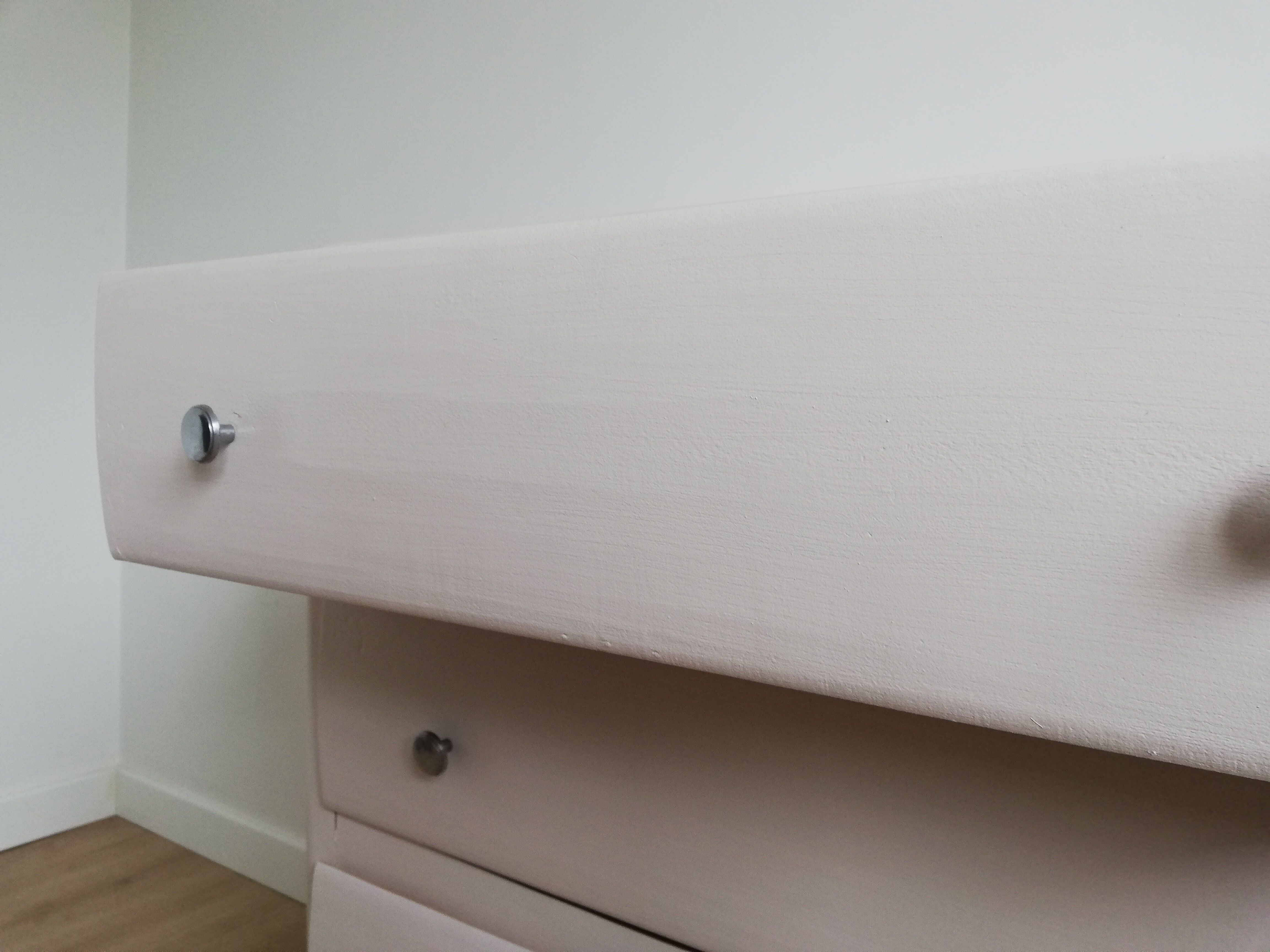 Vintage chest of drawers