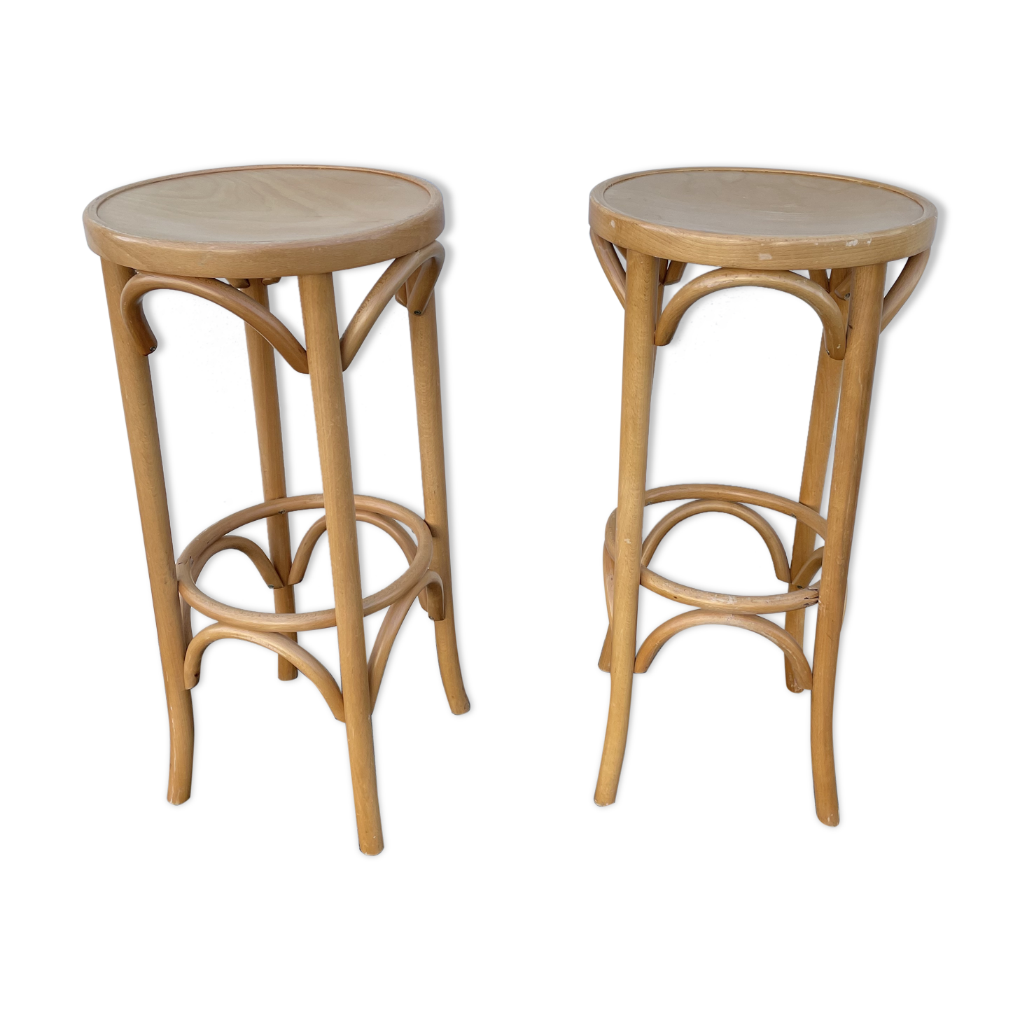 Curved wooden bar stool