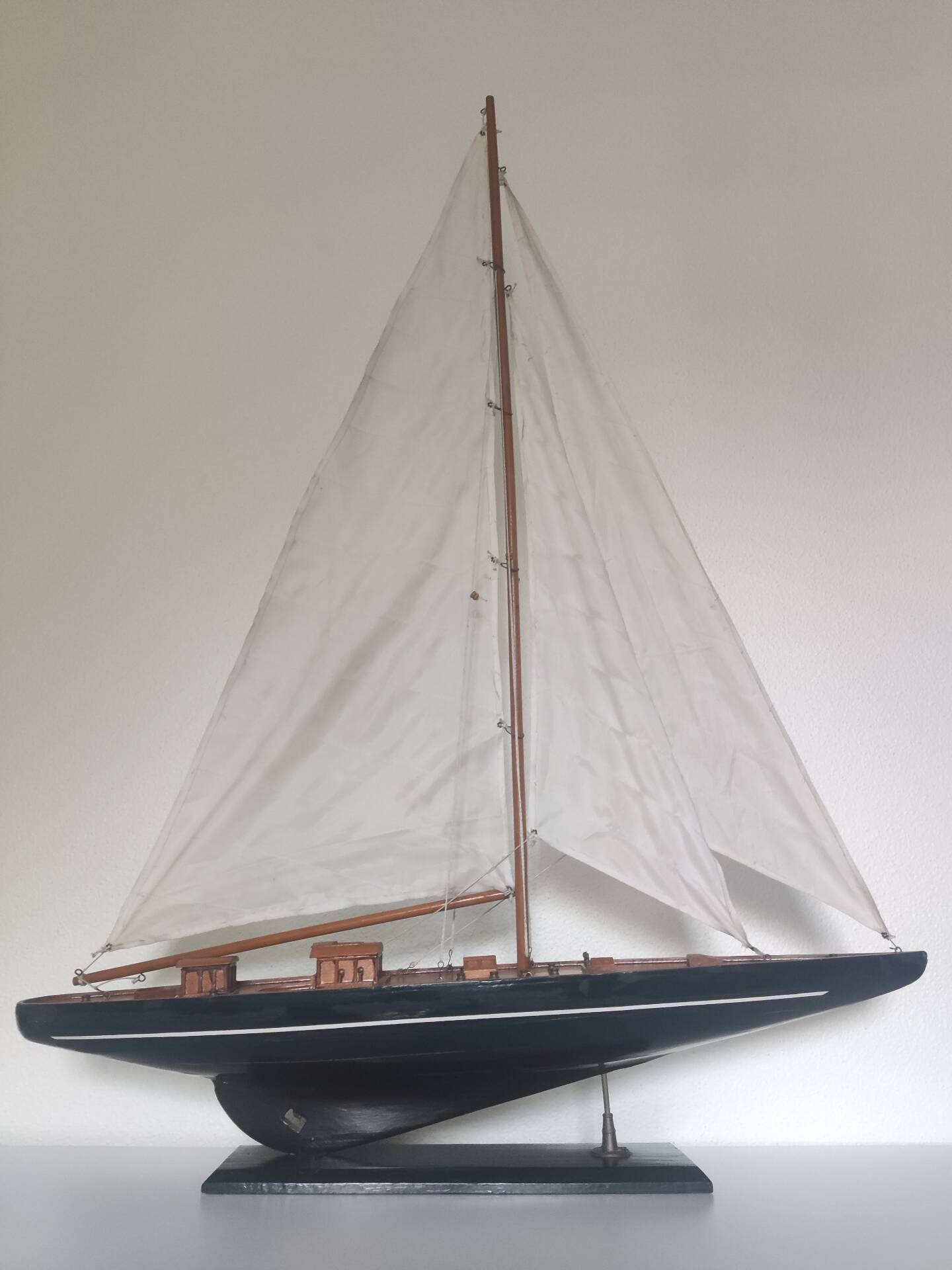 Large classic wooden pond sailboat model - Marine decor
