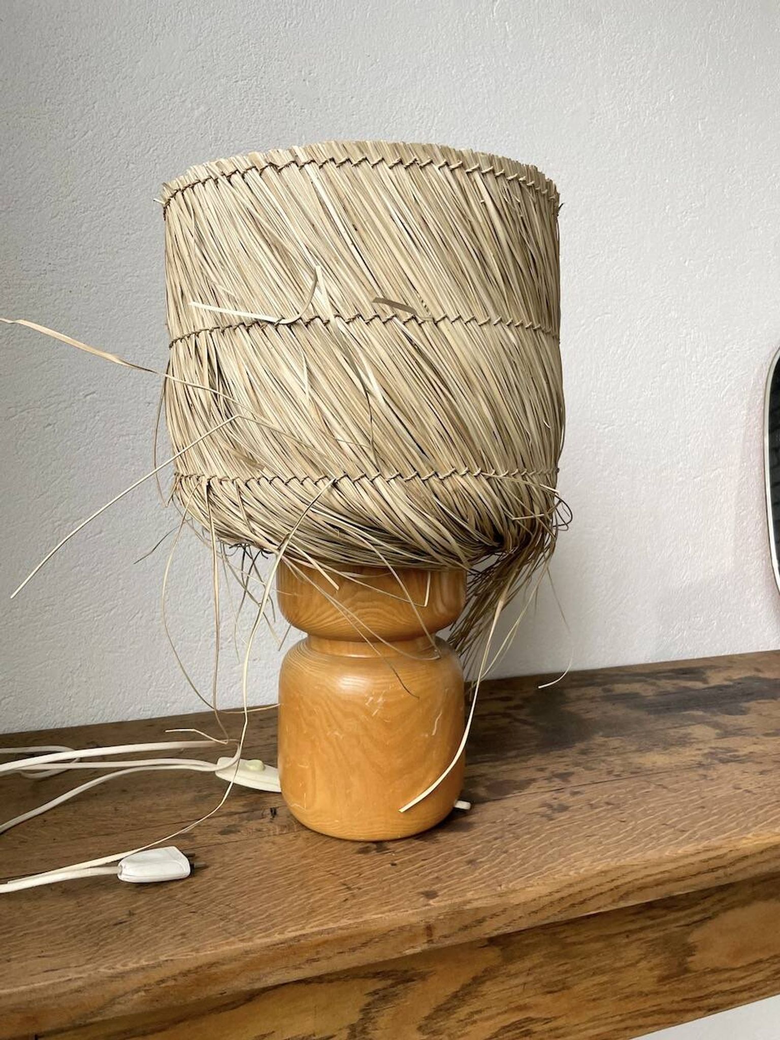 Lampe années 50 bois et paille