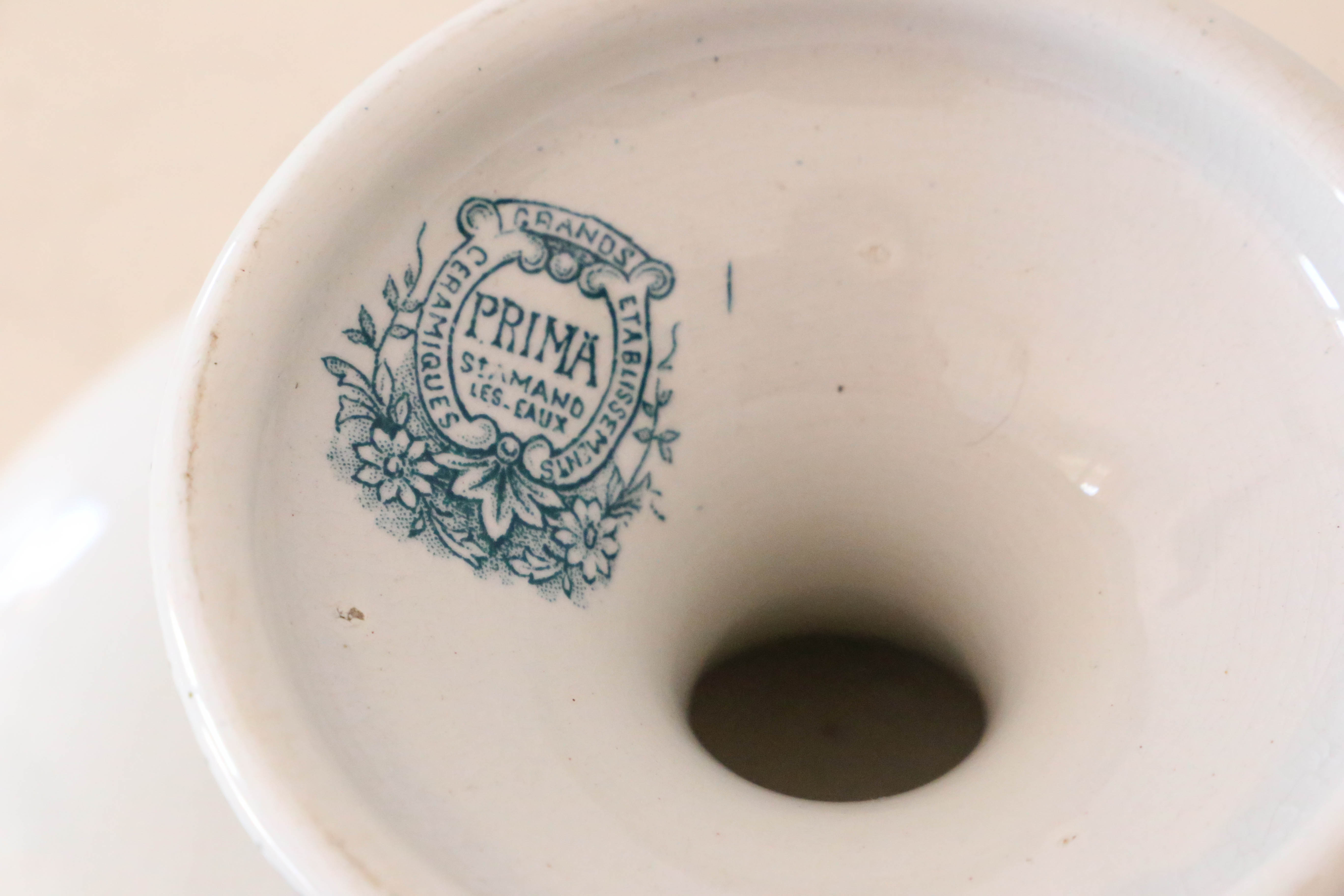 Antique ceramic compotier, Prima model of Saint Amand, French manufacture, late nineteenth