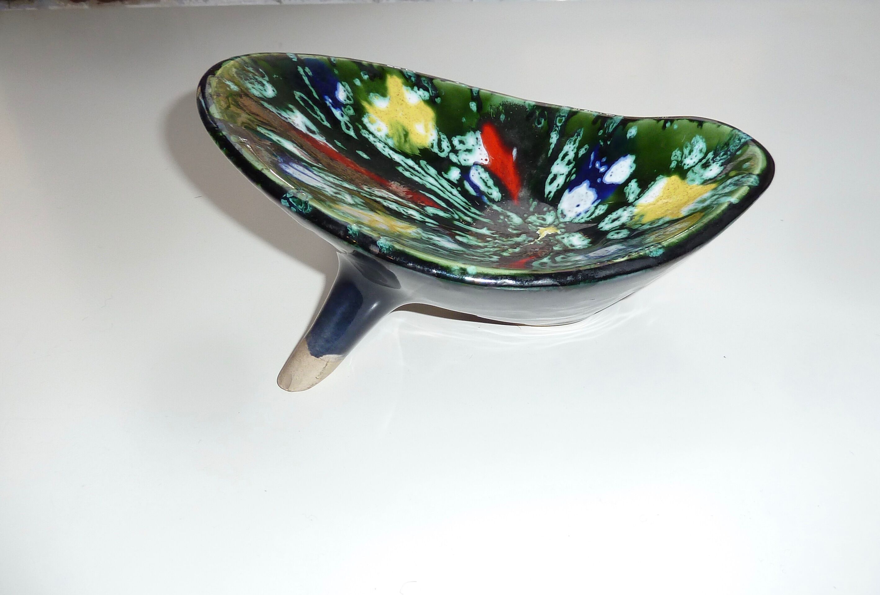 Former cup tripod signed A.Dressinval bright colors France