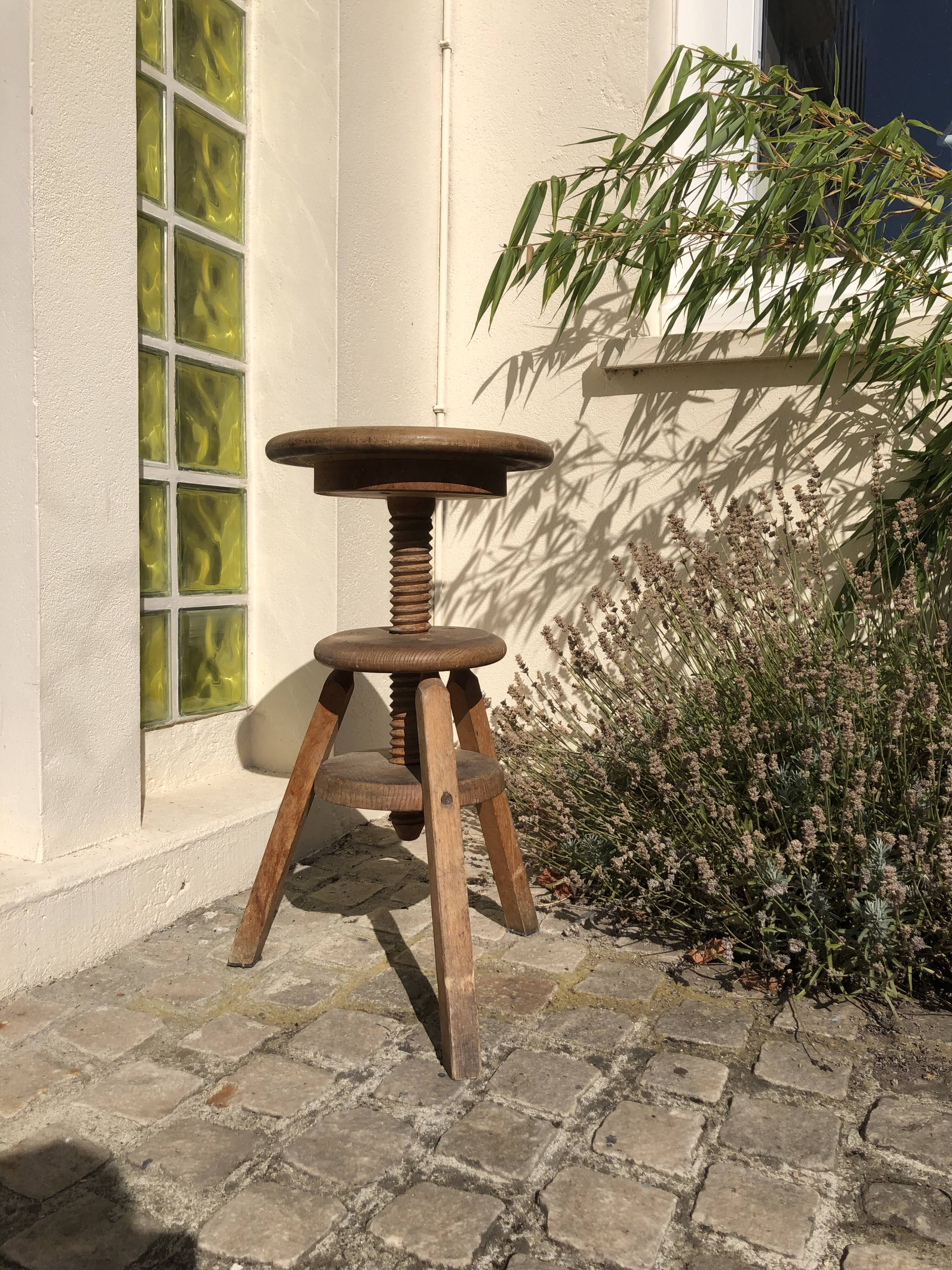 Wooden screw stool