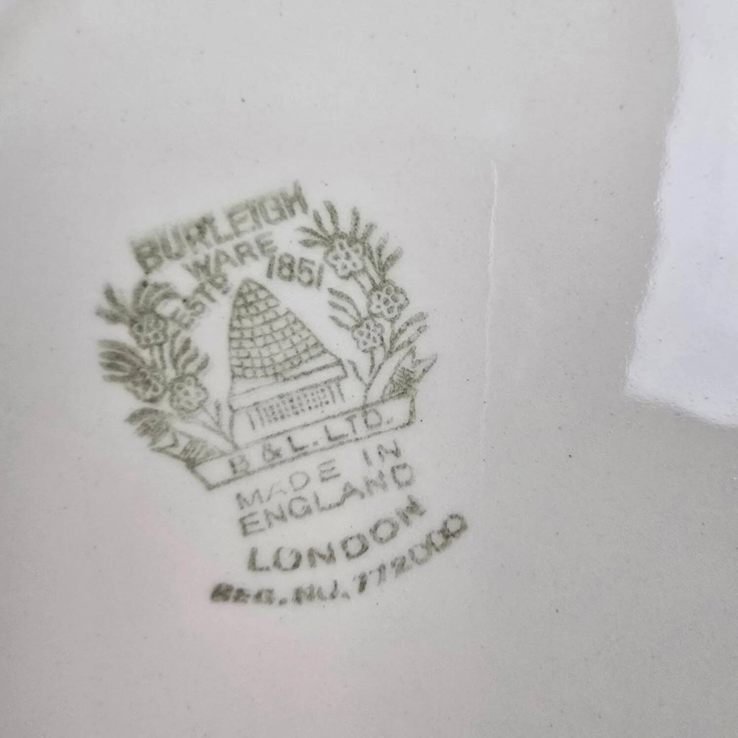Plat ovale anglais Burleigh Ware – Crème & vert – Made in England