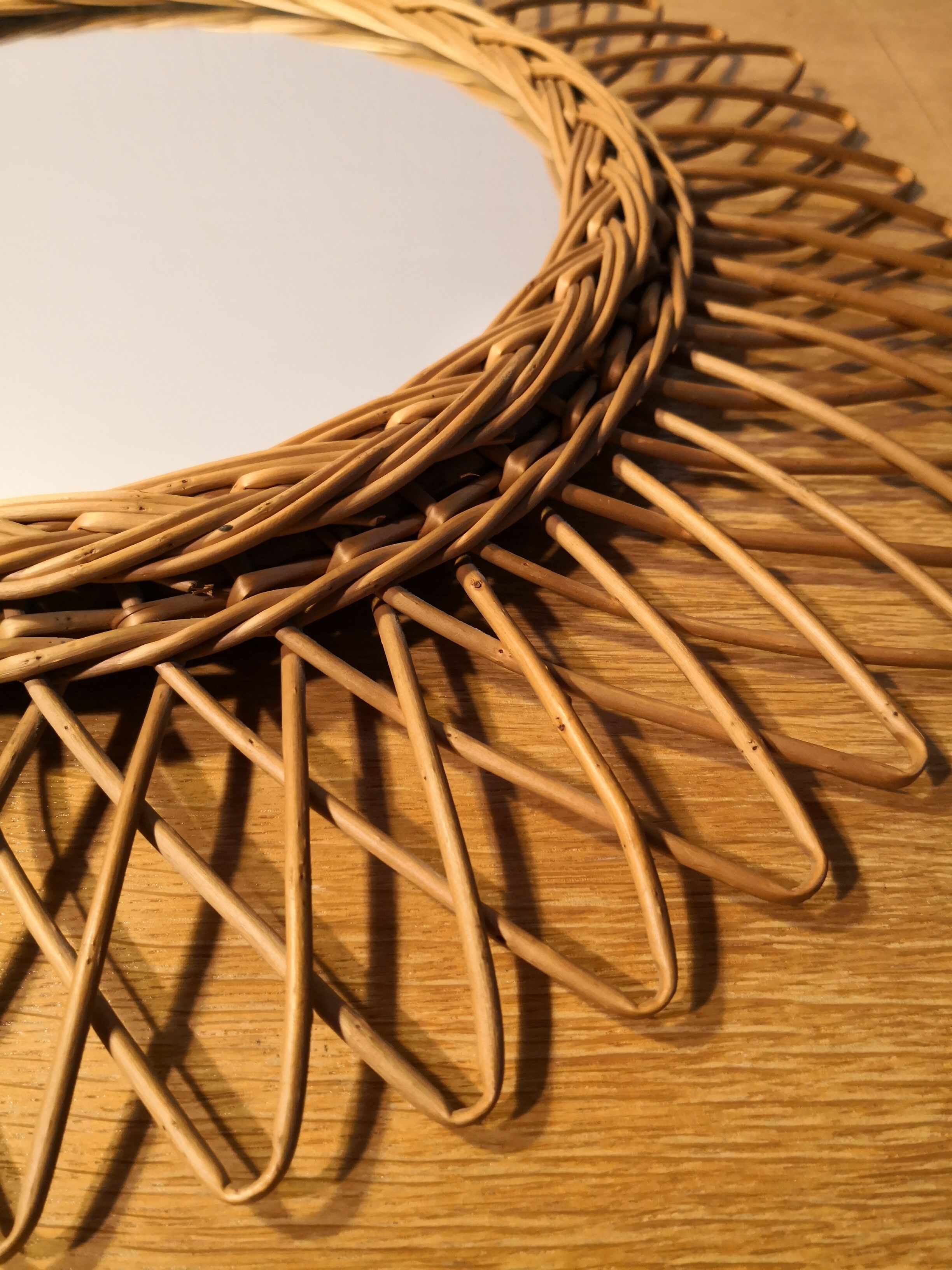 Rattan mirror 60/70 - 46x46cm