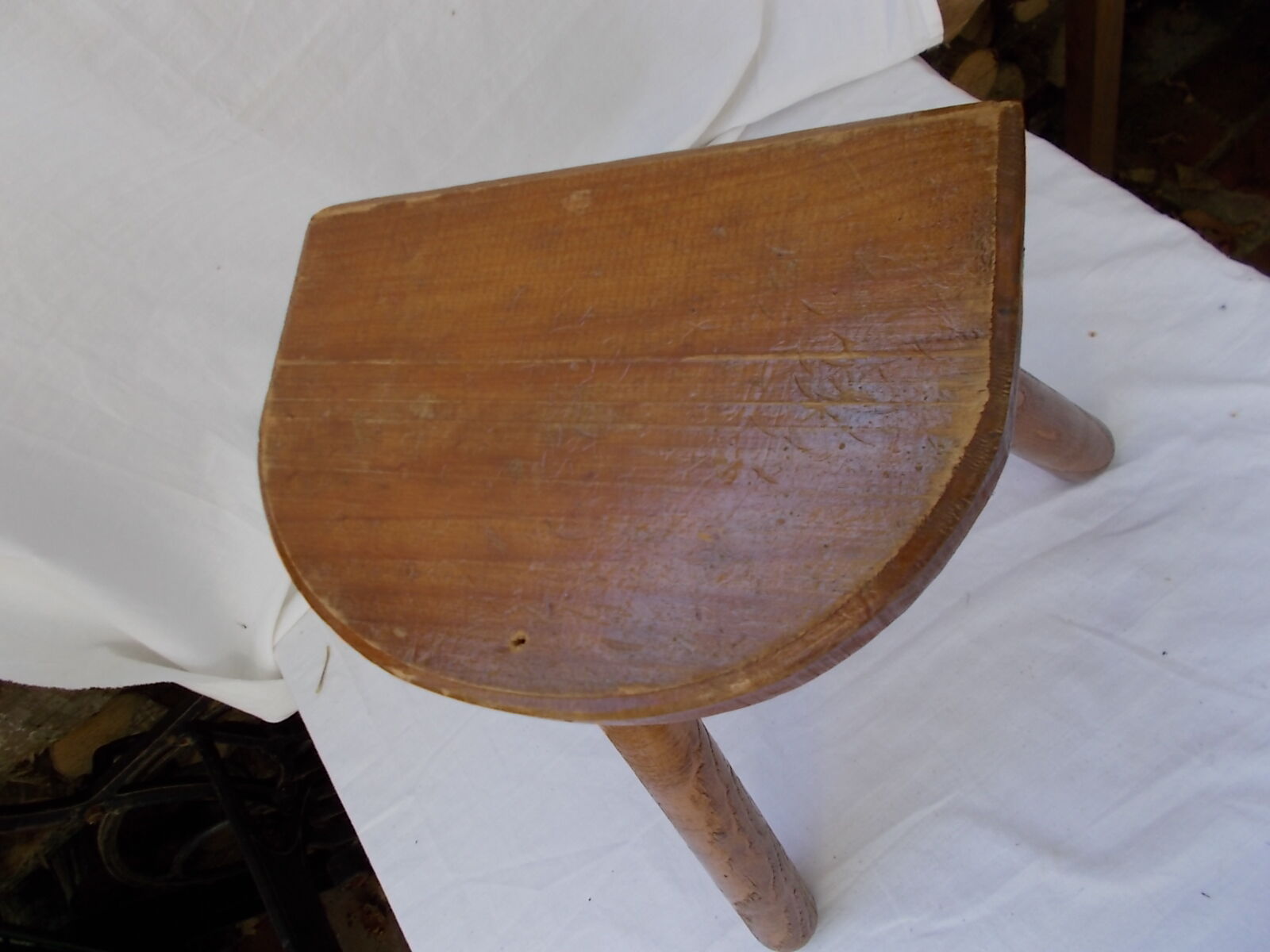 Tripod stool