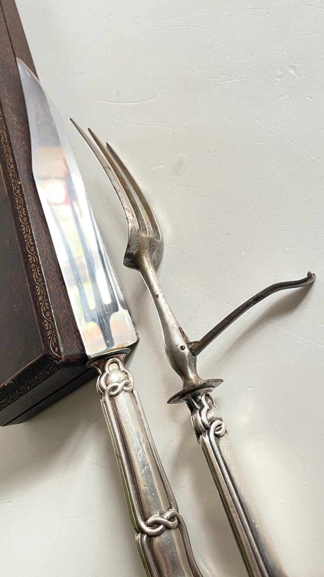 Silver and Silver-Plated Meat Cutlery PARIS