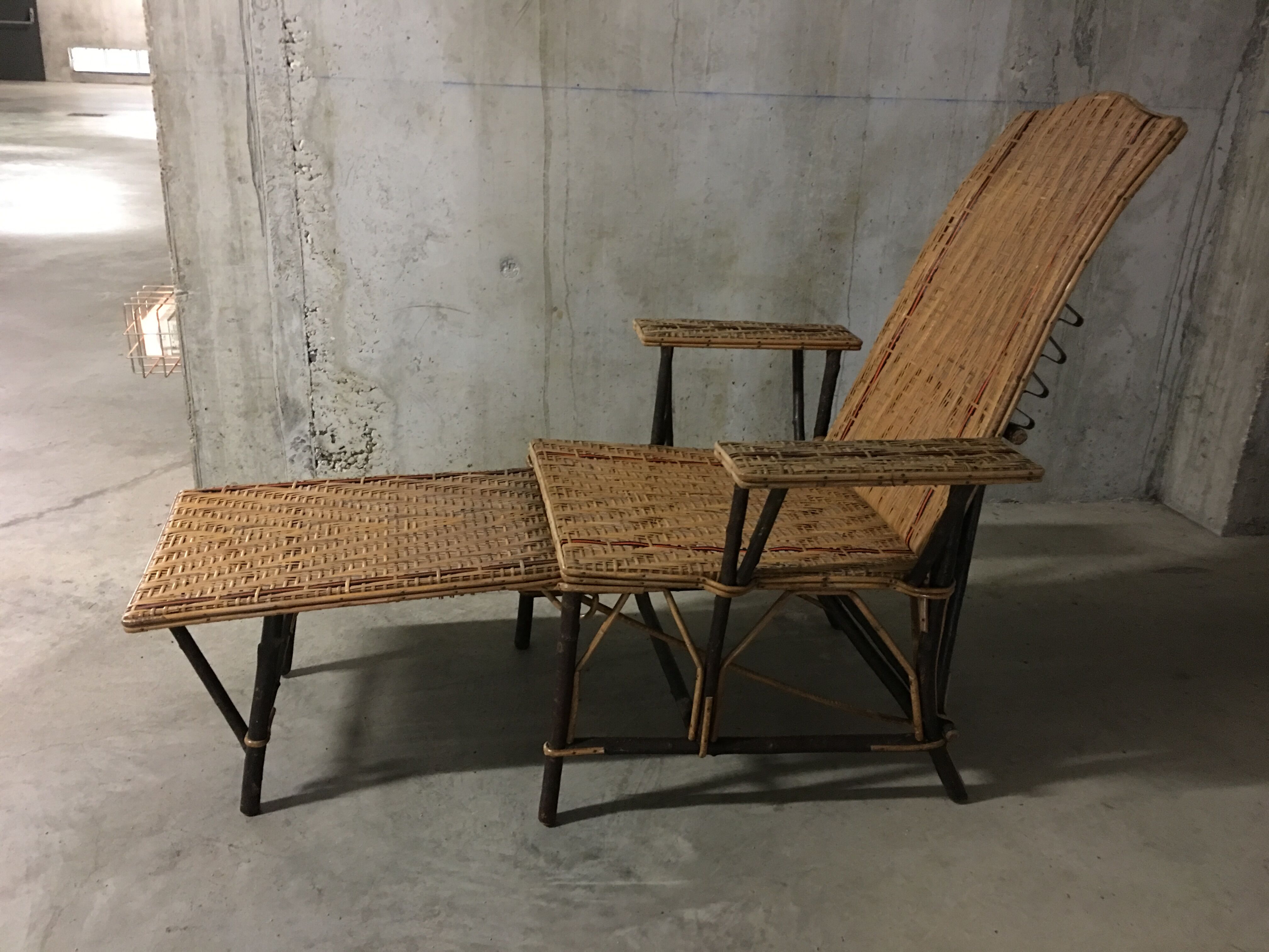 Lounge chair 60s rattan