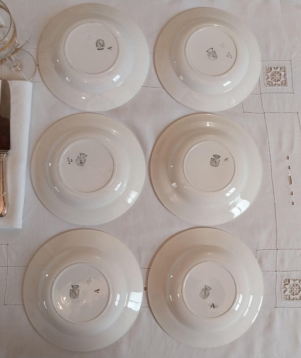 Assiettes creuses en terre de fer Digoin Sarreguemines