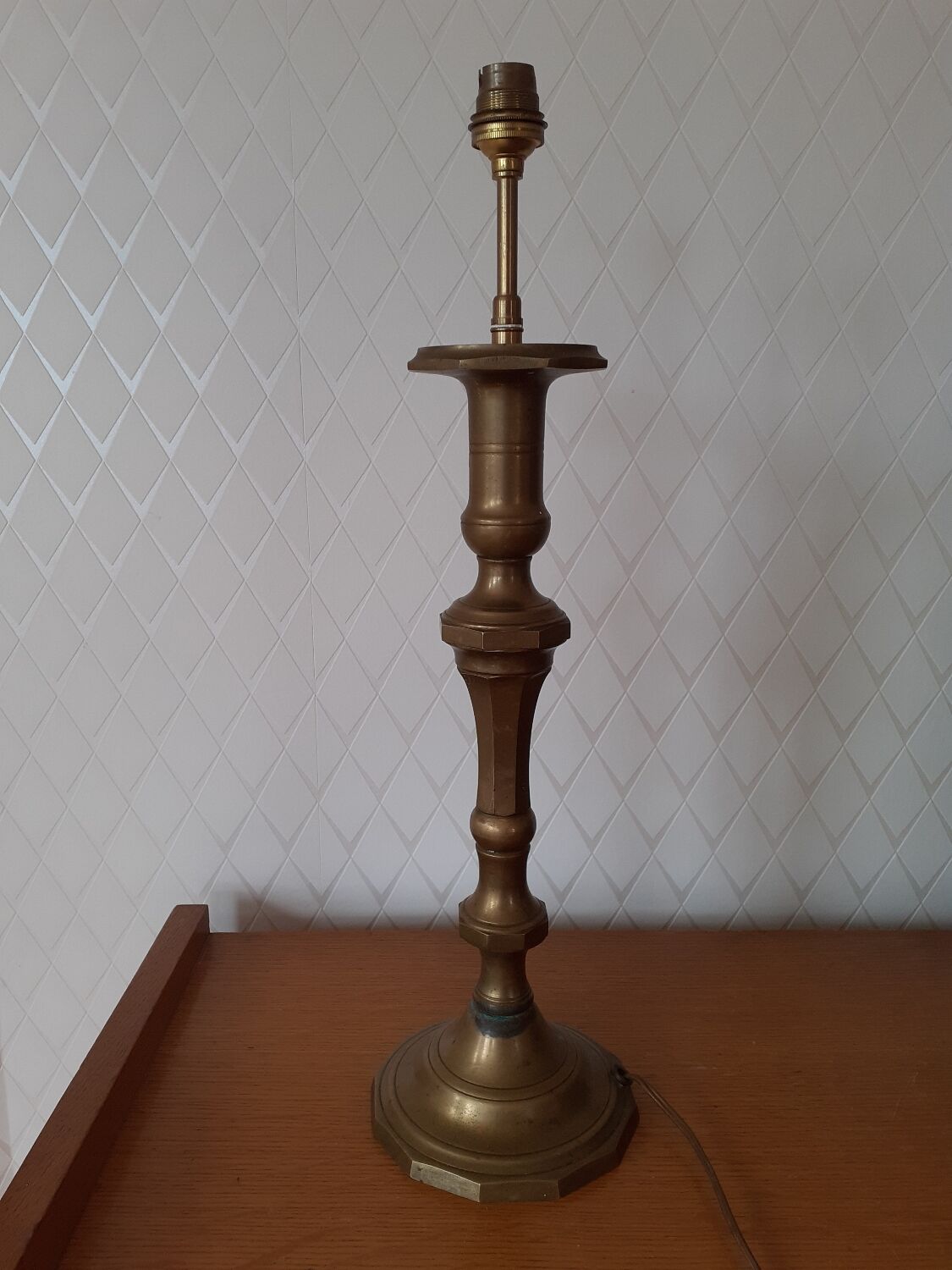 Brass candlestick lamp foot