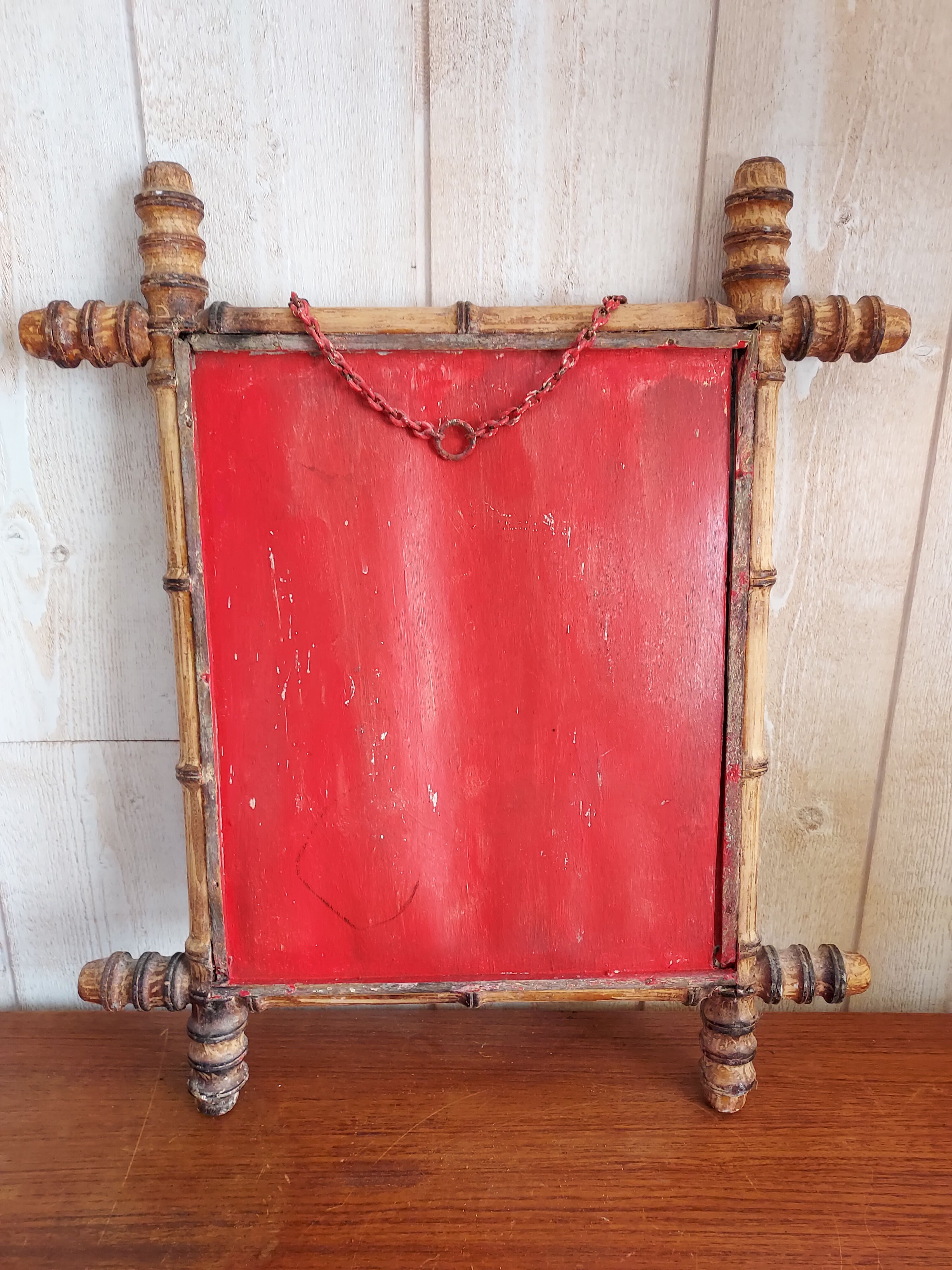 Mirror in turned wood