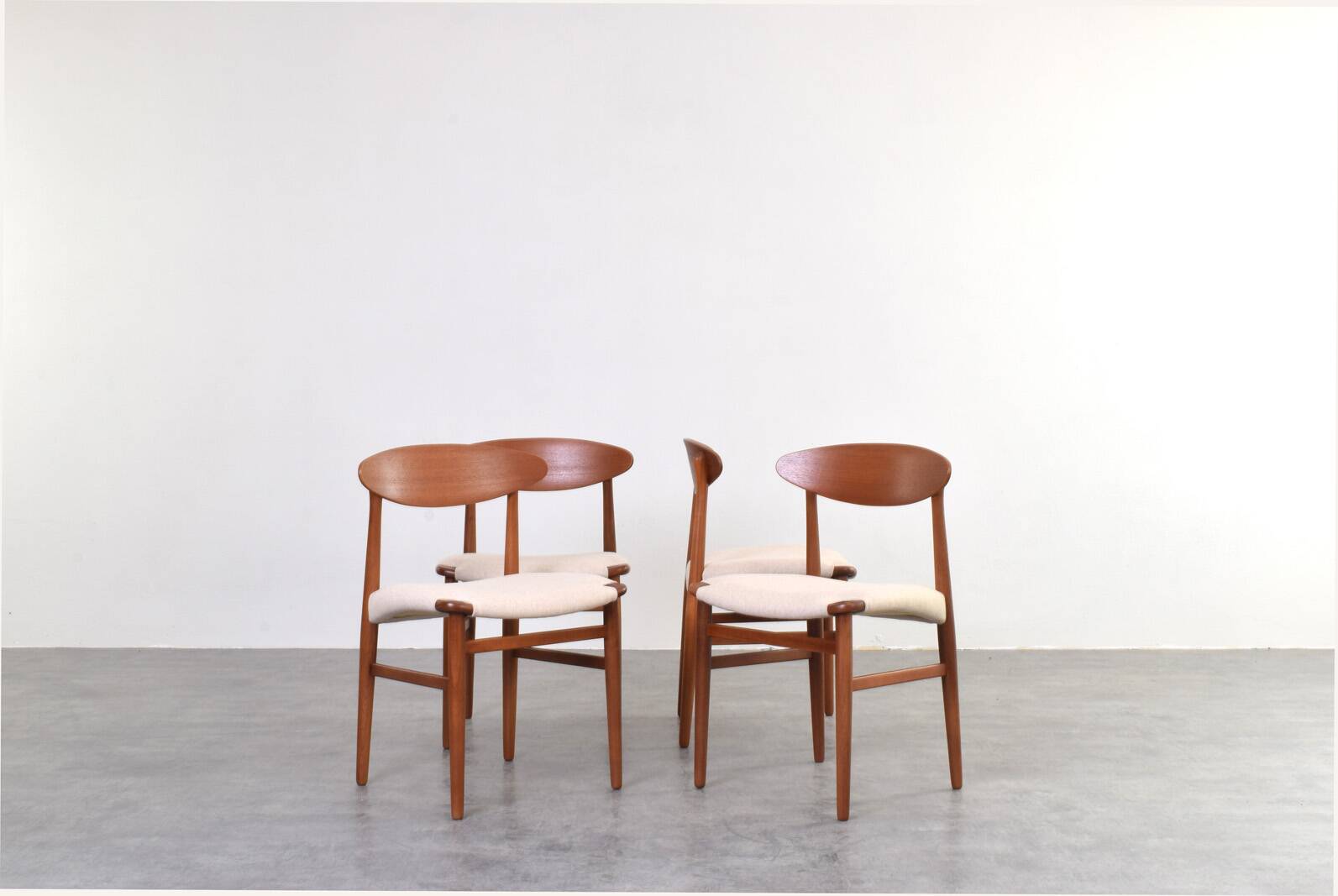 Danish Teak Dining Chairs by Ejner Larsen & Aksel Bender Madsen 1960s Set 4