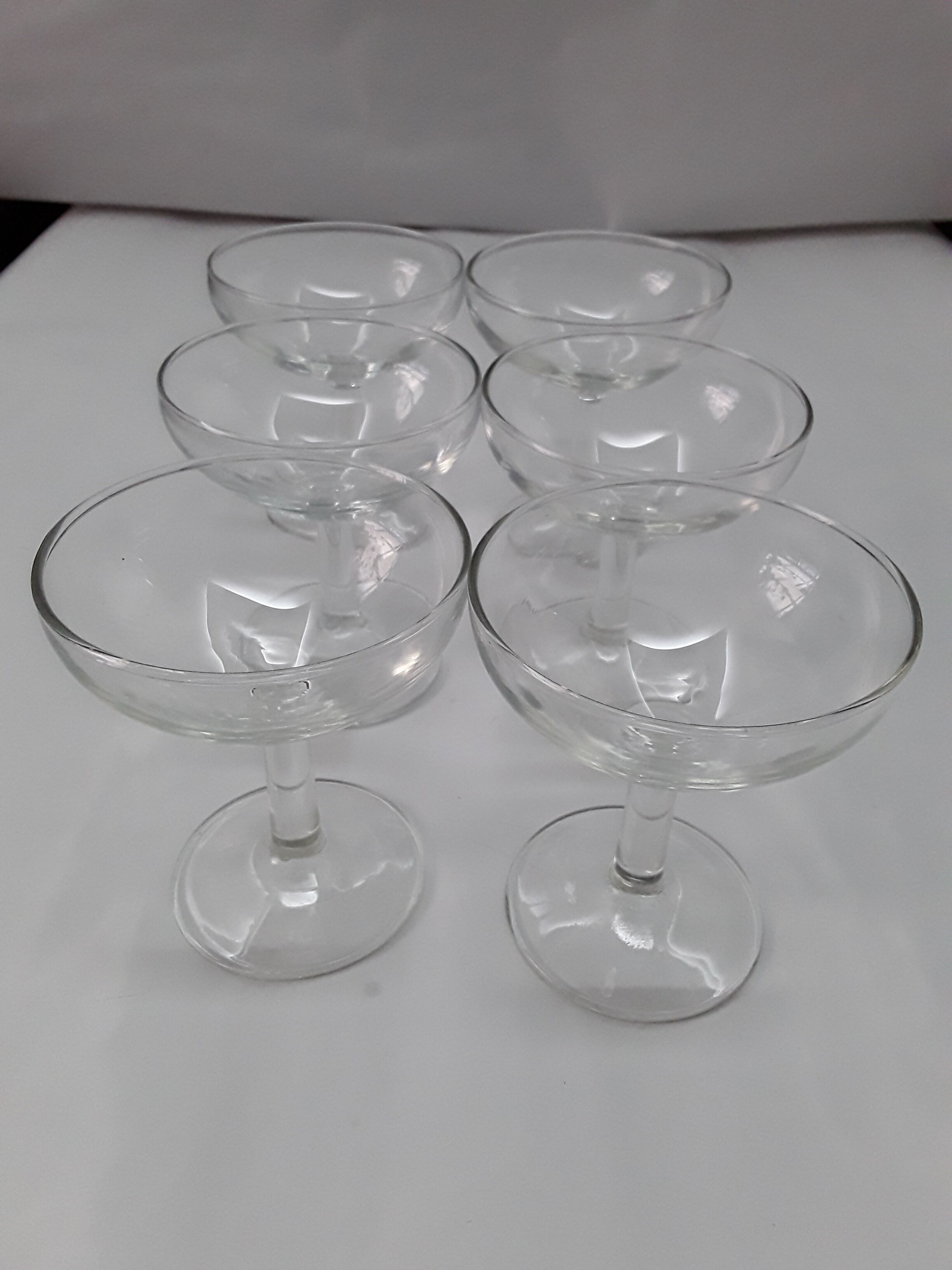 Lot of 6 champagne glasses