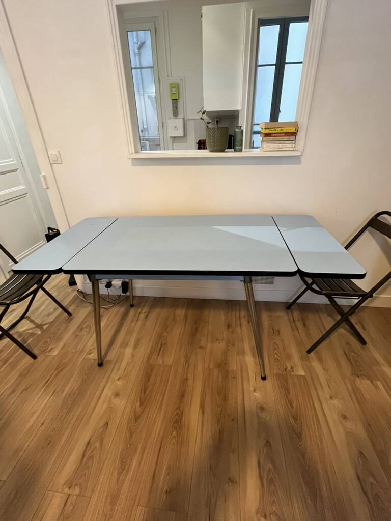 Extendable blue formica table
