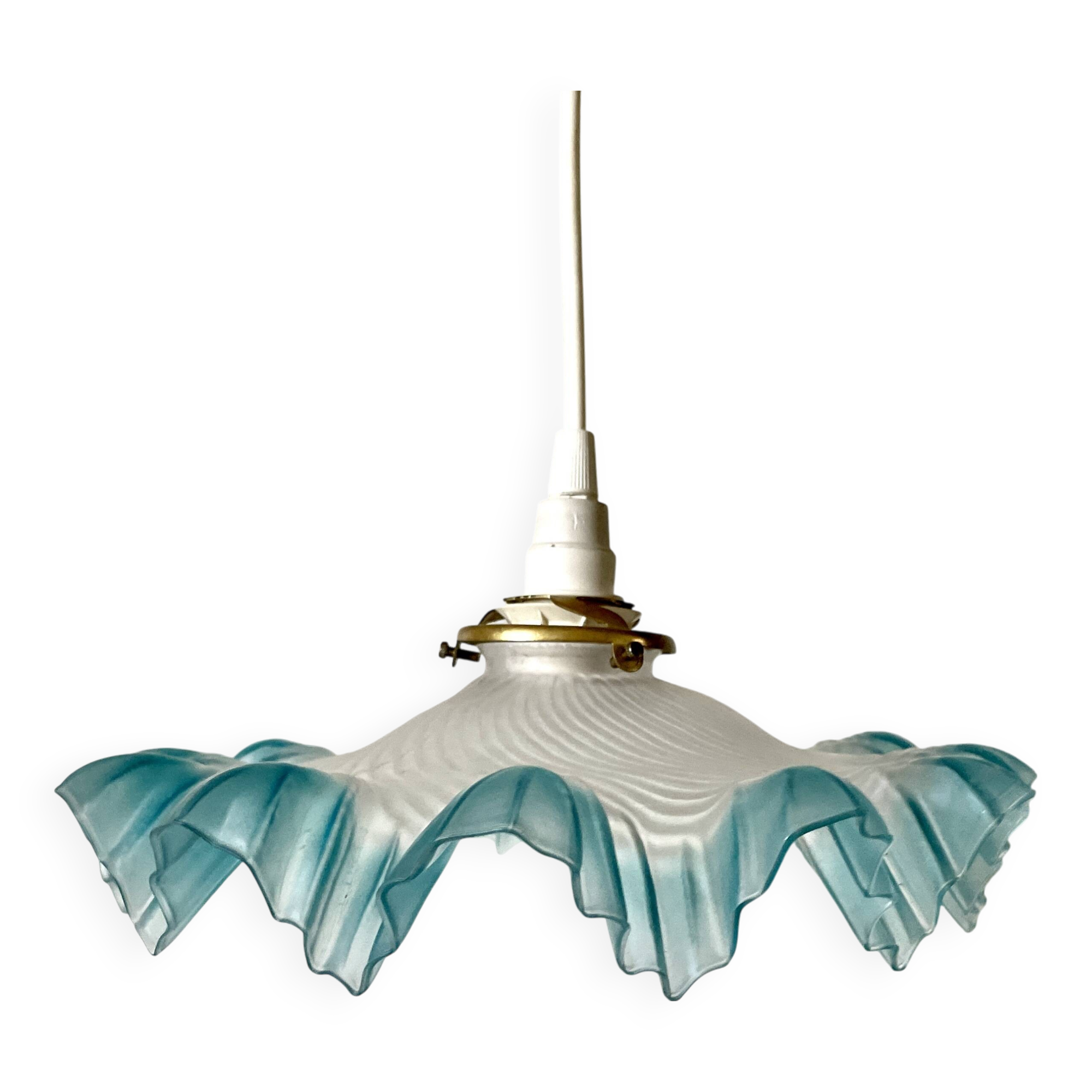 Suspension drapée bleue