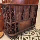 Rattan bar