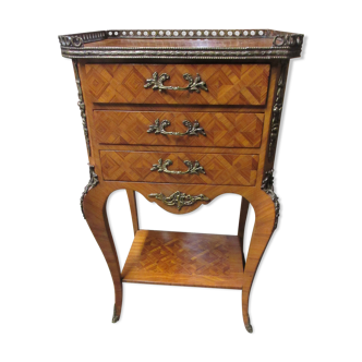 Table de chevet en bois de rose marqueterie