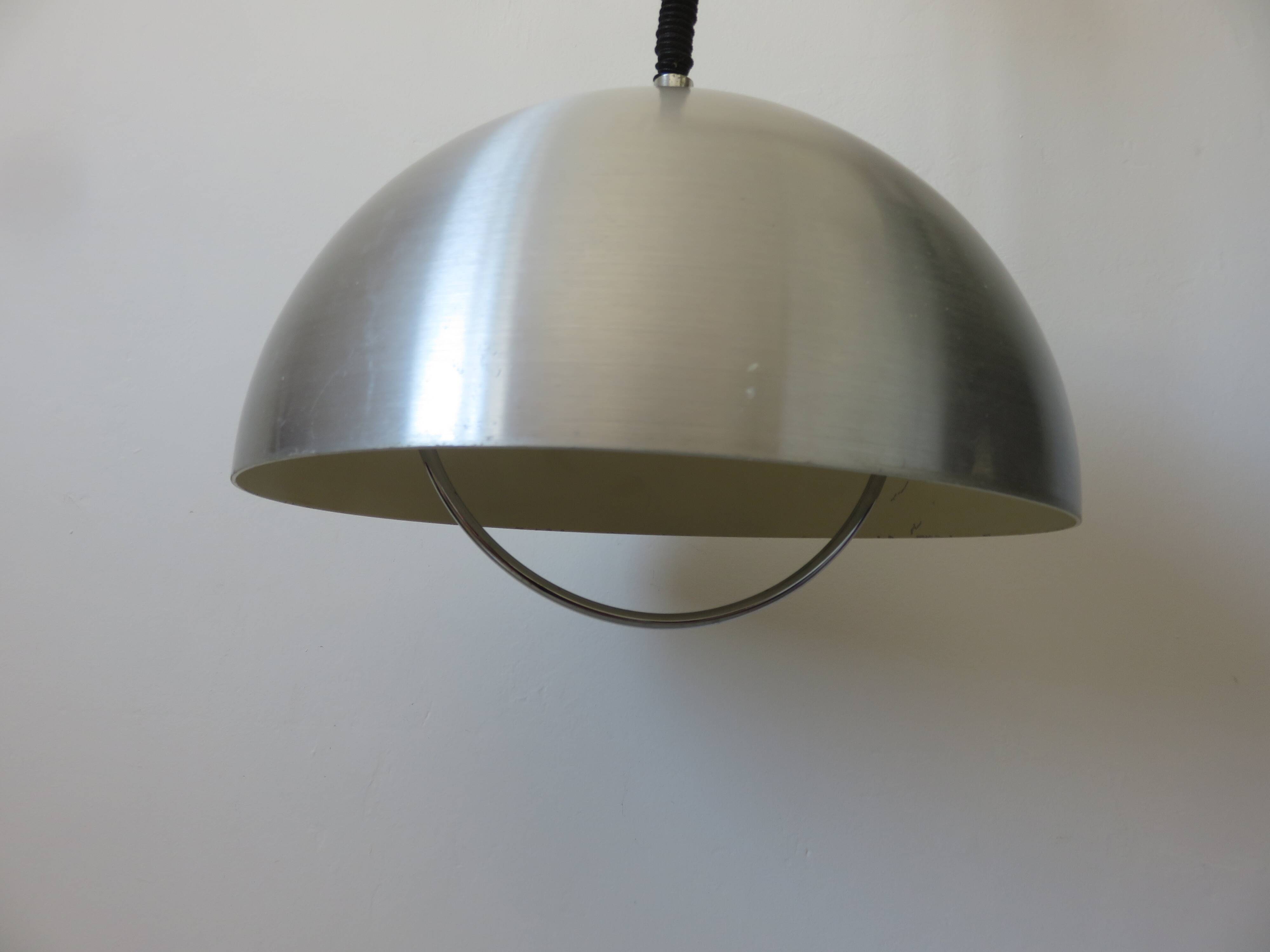 Suspension vintage monte et baisse en aluminium typique 1970