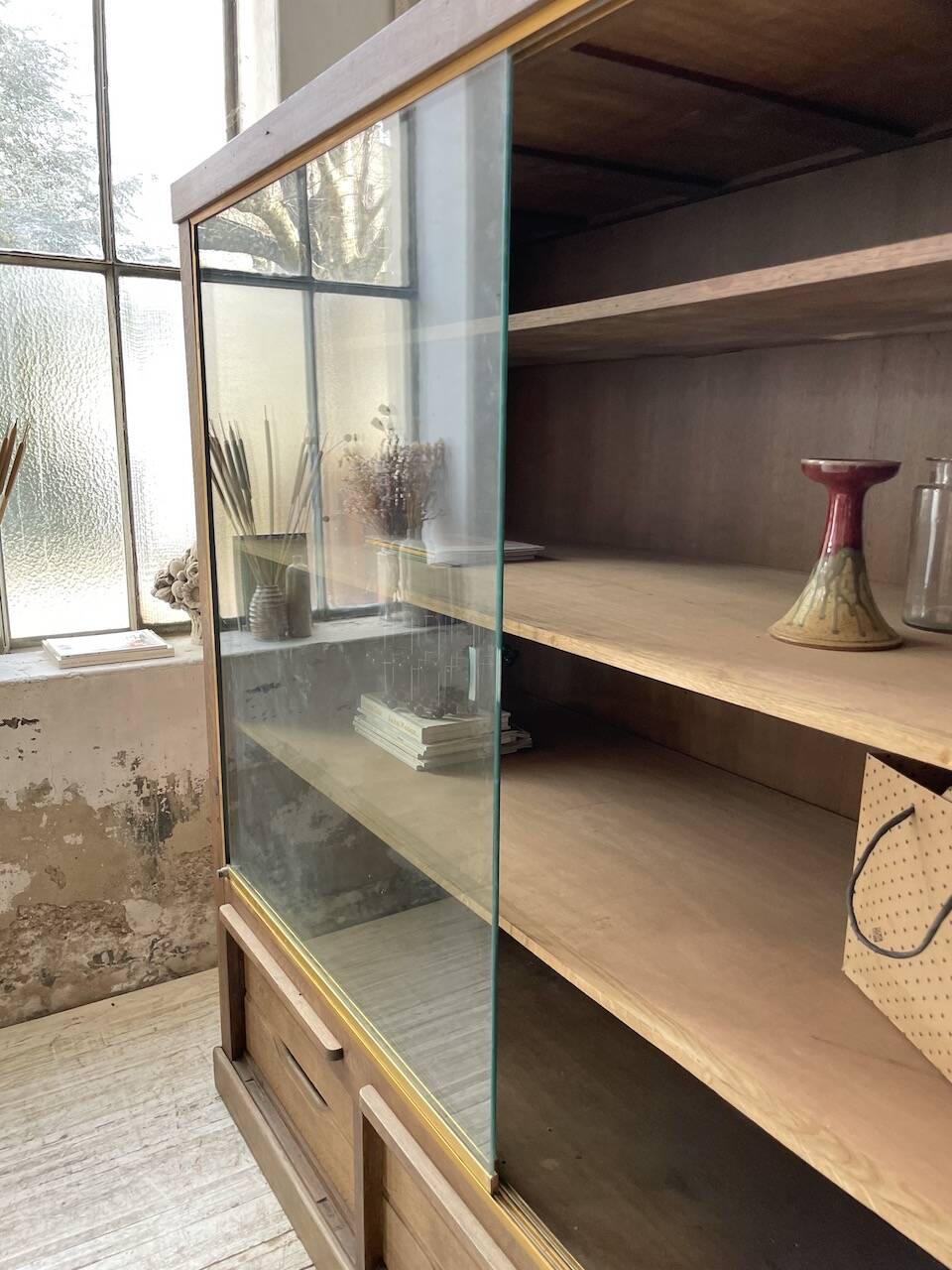 XXL oak display cabinet furniture
