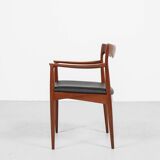 Midcentury Danish chair with armrests in teak and new skai by Arne Vodder for Vamo 1960s